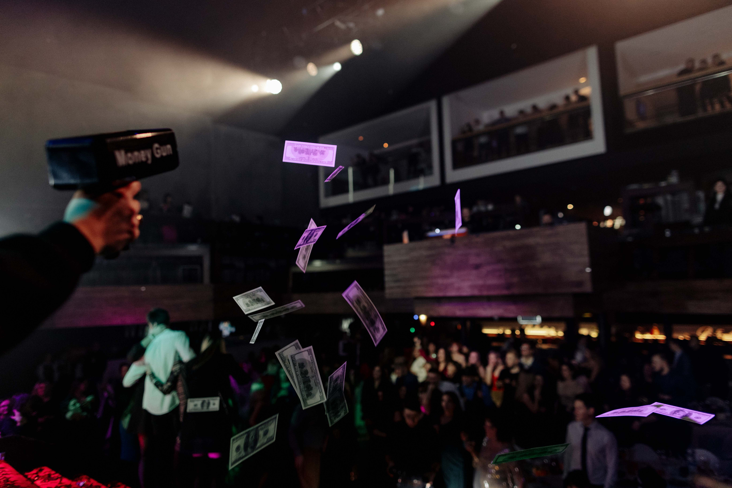 Корпоратив Срочно Деньги. Алексей Шаров — свадебный и репортажный фотограф в Нижнем Новгороде