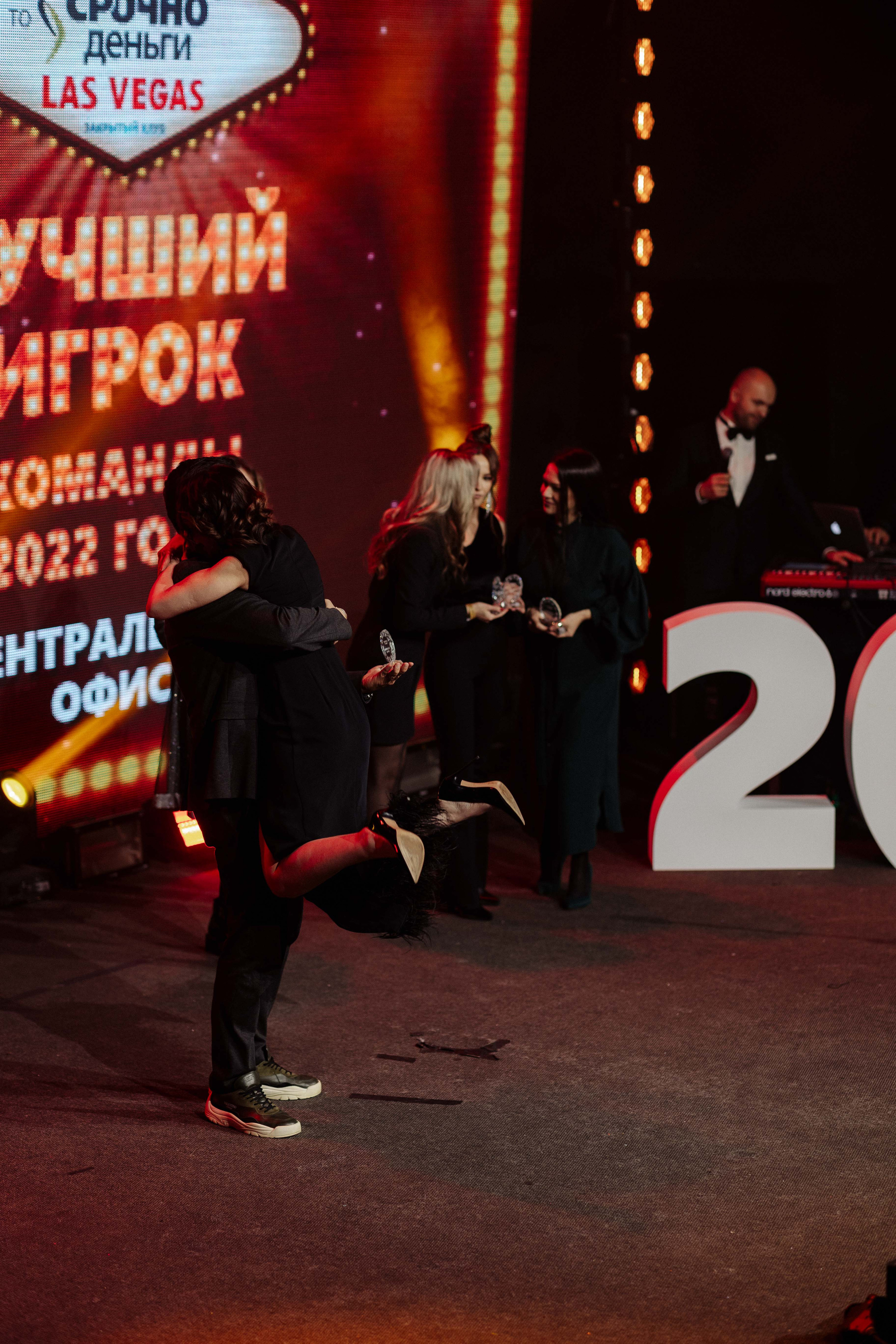 Корпоратив Срочно Деньги. Алексей Шаров — свадебный и репортажный фотограф в Нижнем Новгороде