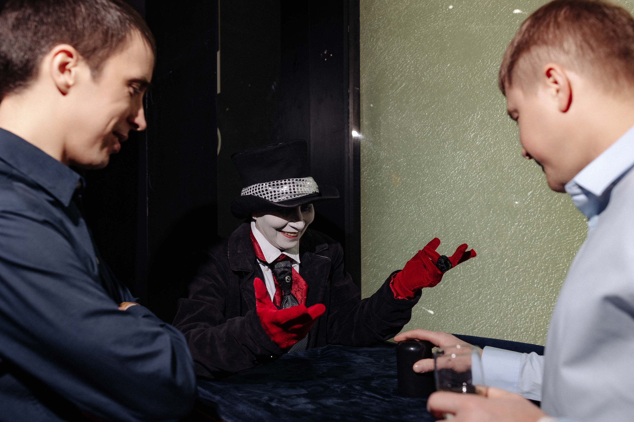 Корпоратив Срочно Деньги. Алексей Шаров — свадебный и репортажный фотограф в Нижнем Новгороде