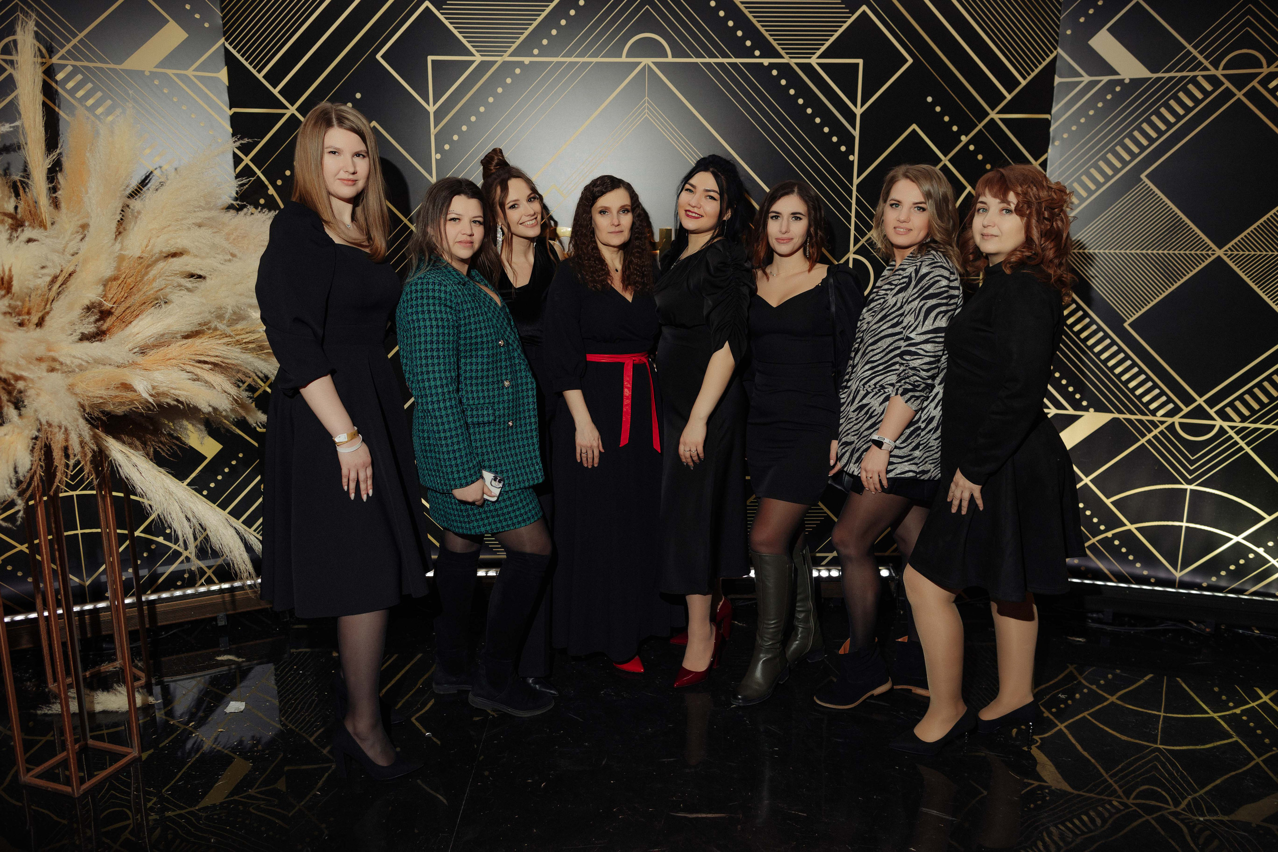 Корпоратив Срочно Деньги. Алексей Шаров — свадебный и репортажный фотограф в Нижнем Новгороде