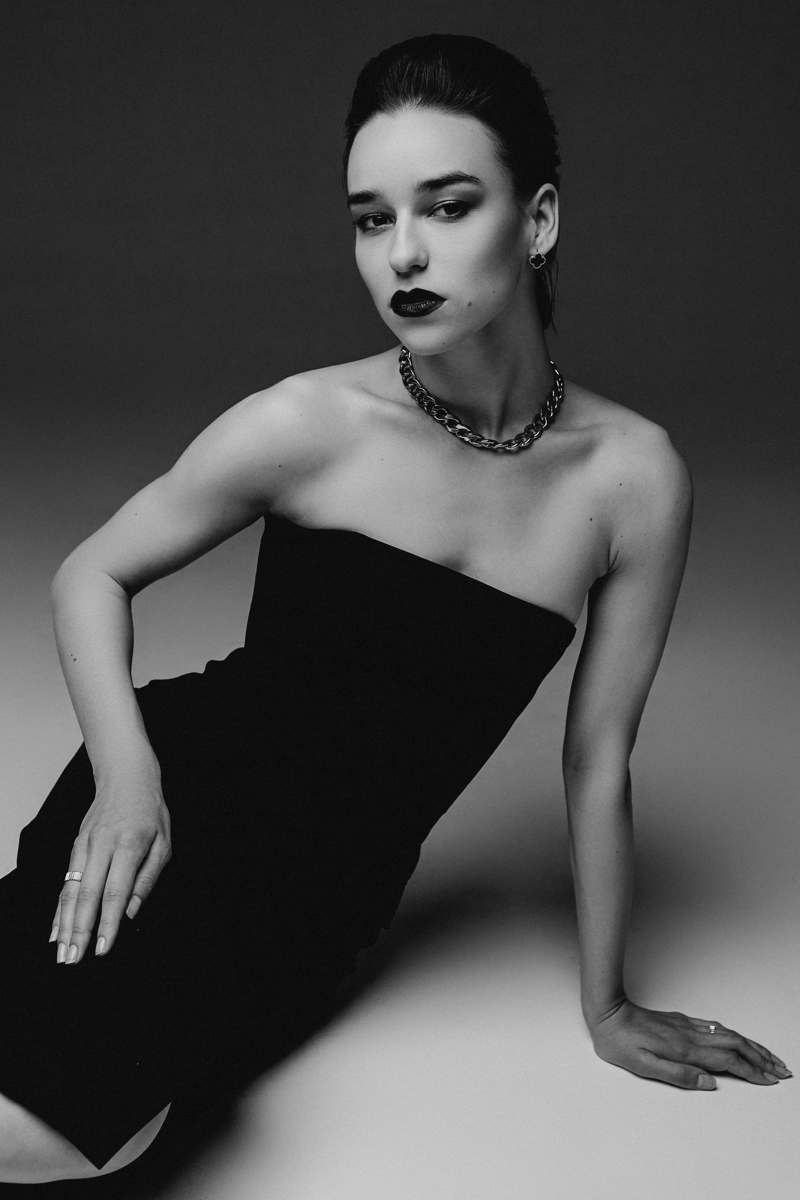 ЖЕНСКИЕ СЪЕМКИ. Фотограф Вики Дежавю