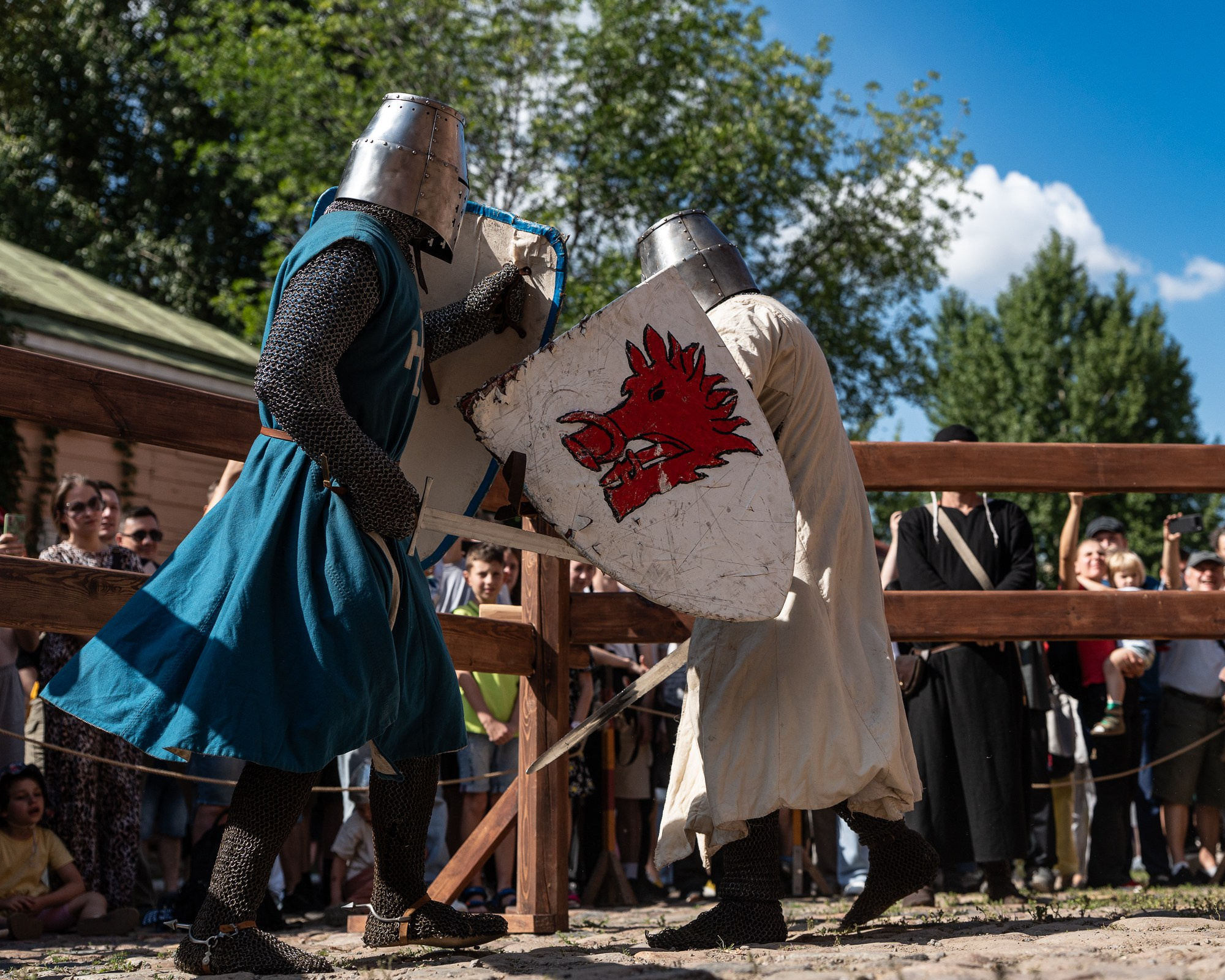 13-й город в Крутитском подворье 2025. Сайт Алматинского НЮ АРТ, будуар и фэшн фотографа Дениса Карпенко