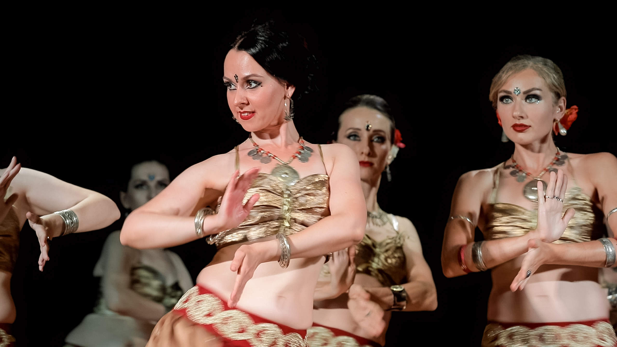 🌺 Кто такие IRIS TRIBE? 🌺. «Айрис Трайб» студия танца Tribal в Новороссийске