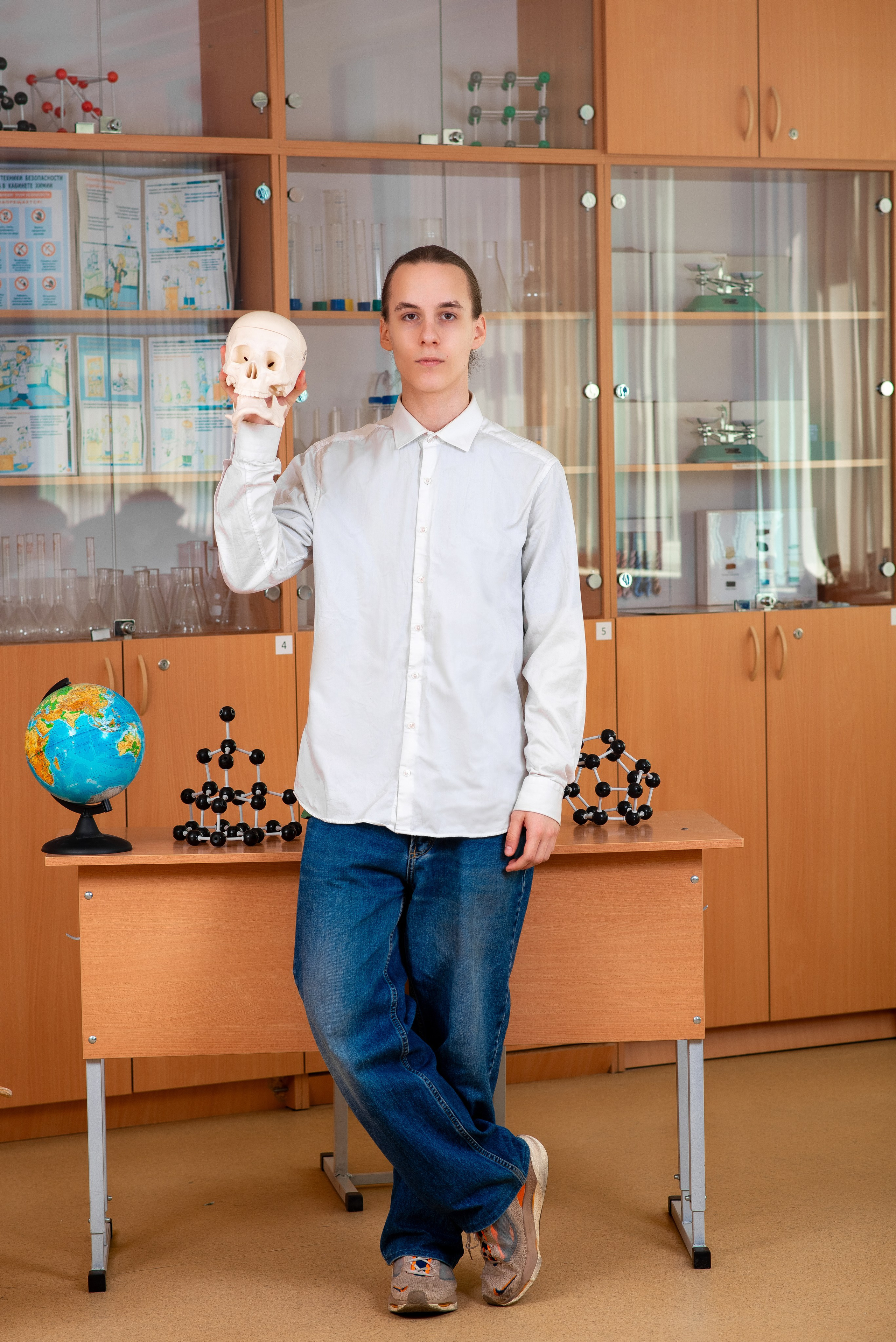 Выпускные альбомы 11 класс. Семейный фотограф на выписку из роддома и крещение Минск Настя Гришук