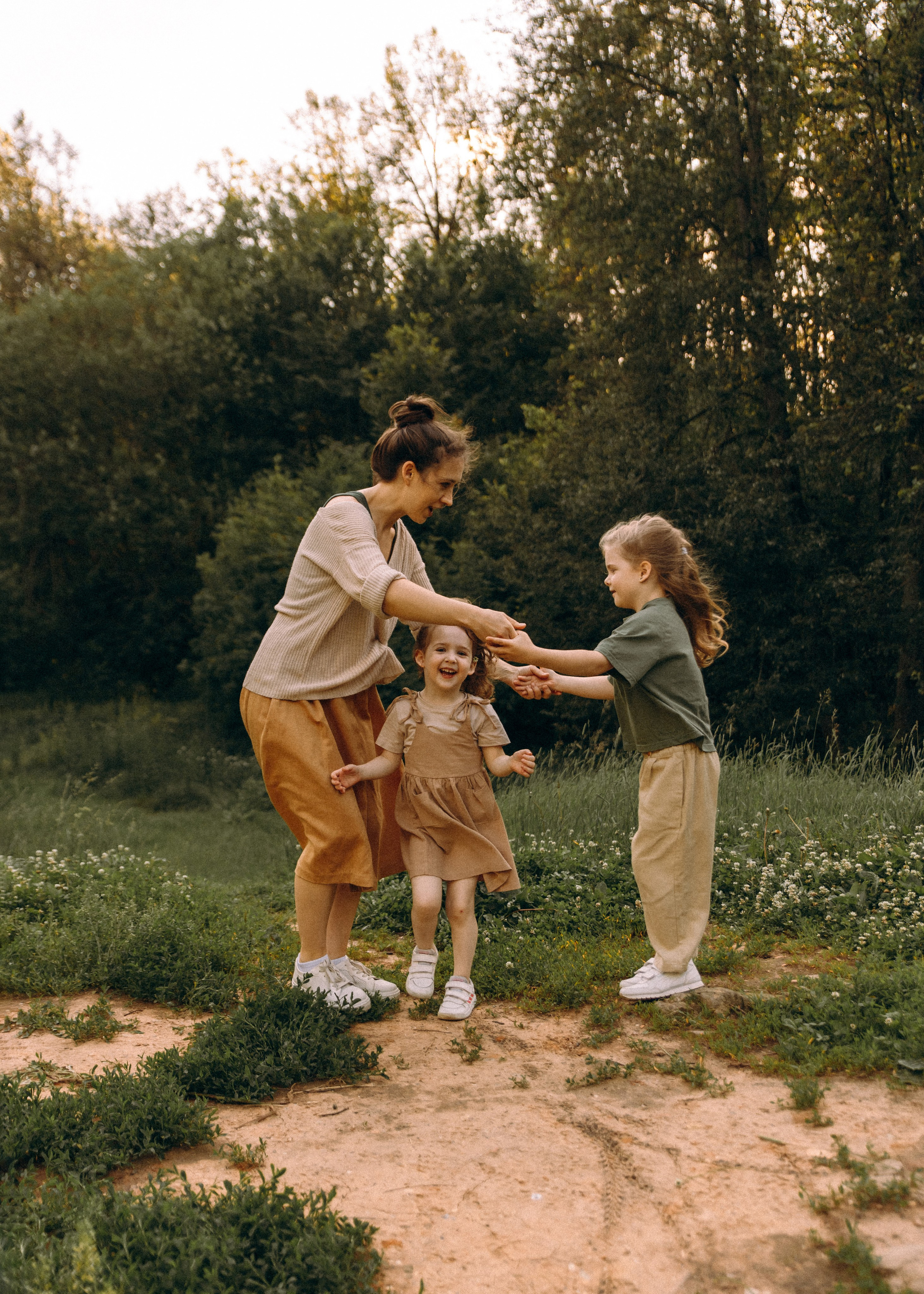Галя, Варя, Аврора. Семейный фотограф В Москве Александра Дейкун