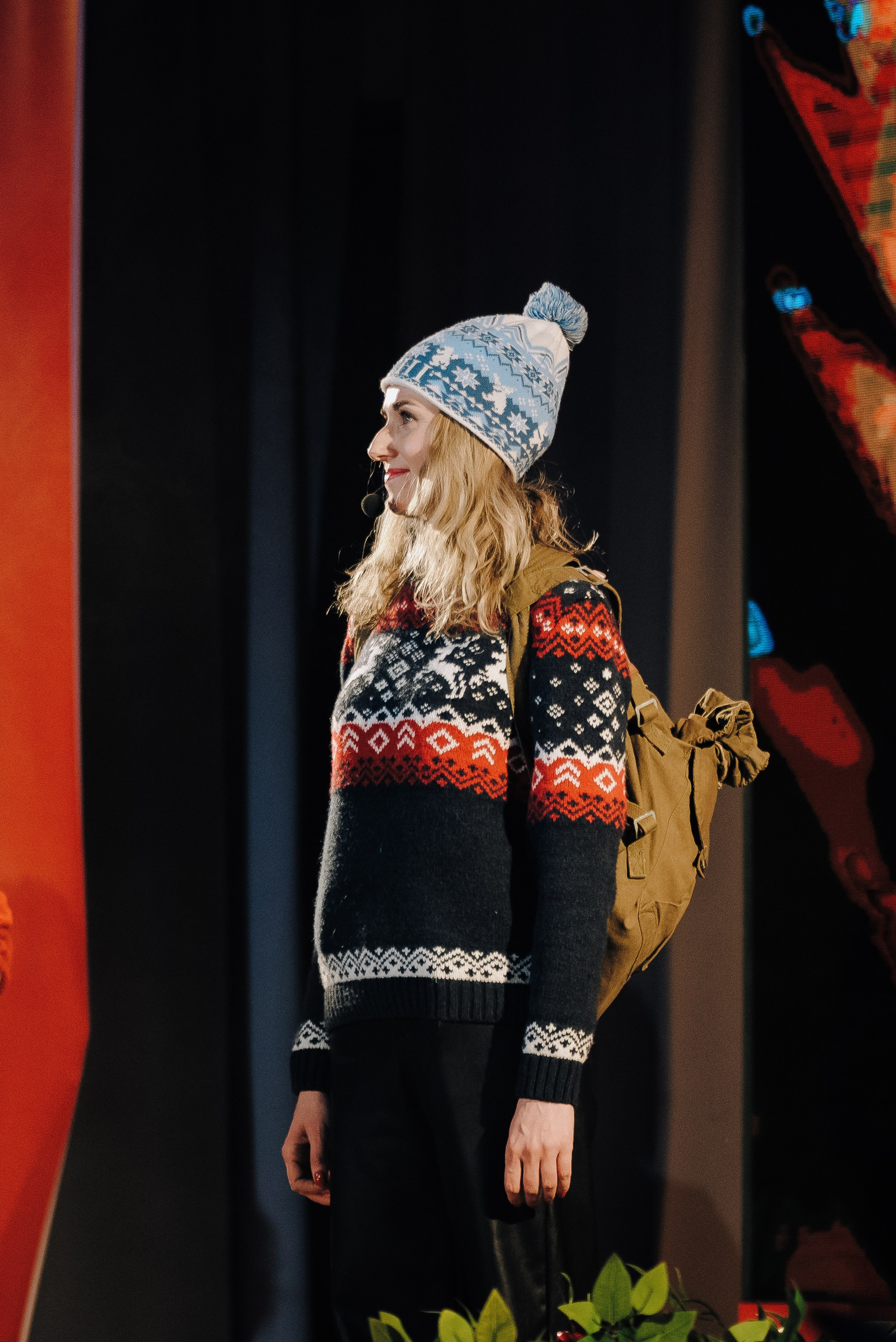 СПЕКТАКЛЬ «ВОЛШЕБНЫЕ ОЧКИ» ОПТИК-ЦЕНТР. Репортажный фотограф Зуев Роман г. Челябинск