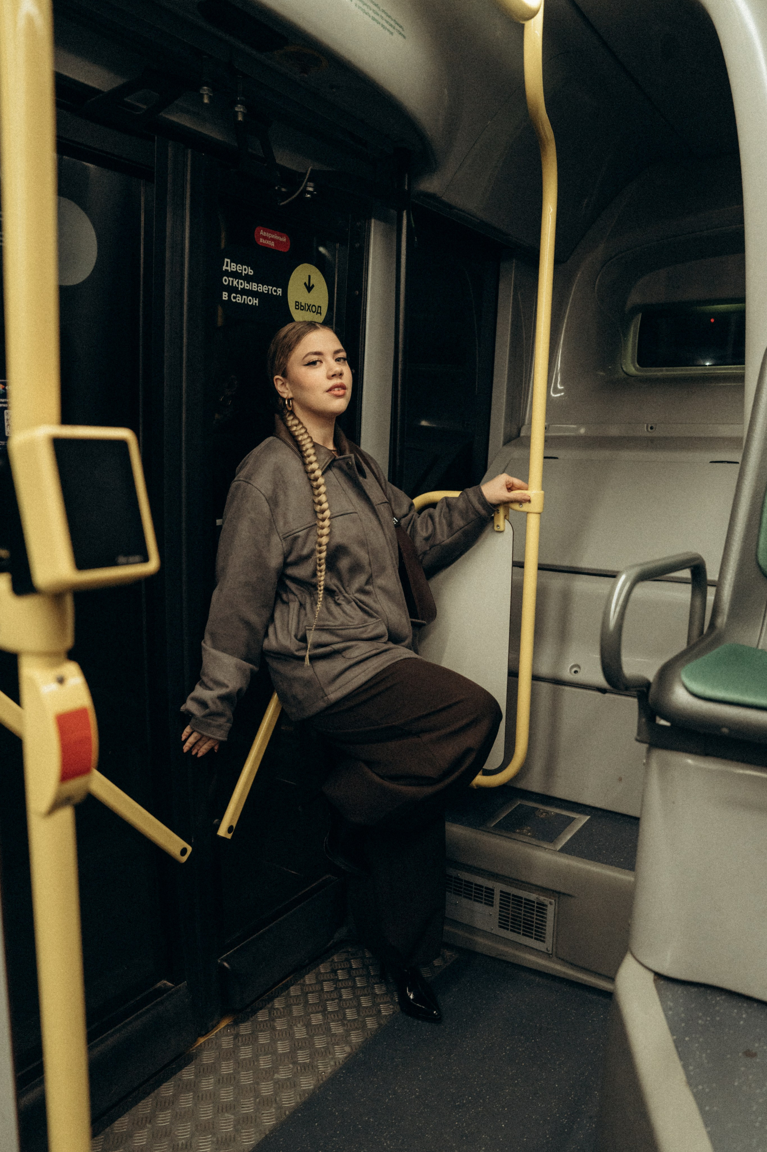 В автобусе. Фотограф и видеограф в Тюмени Екатерина Чернецкая