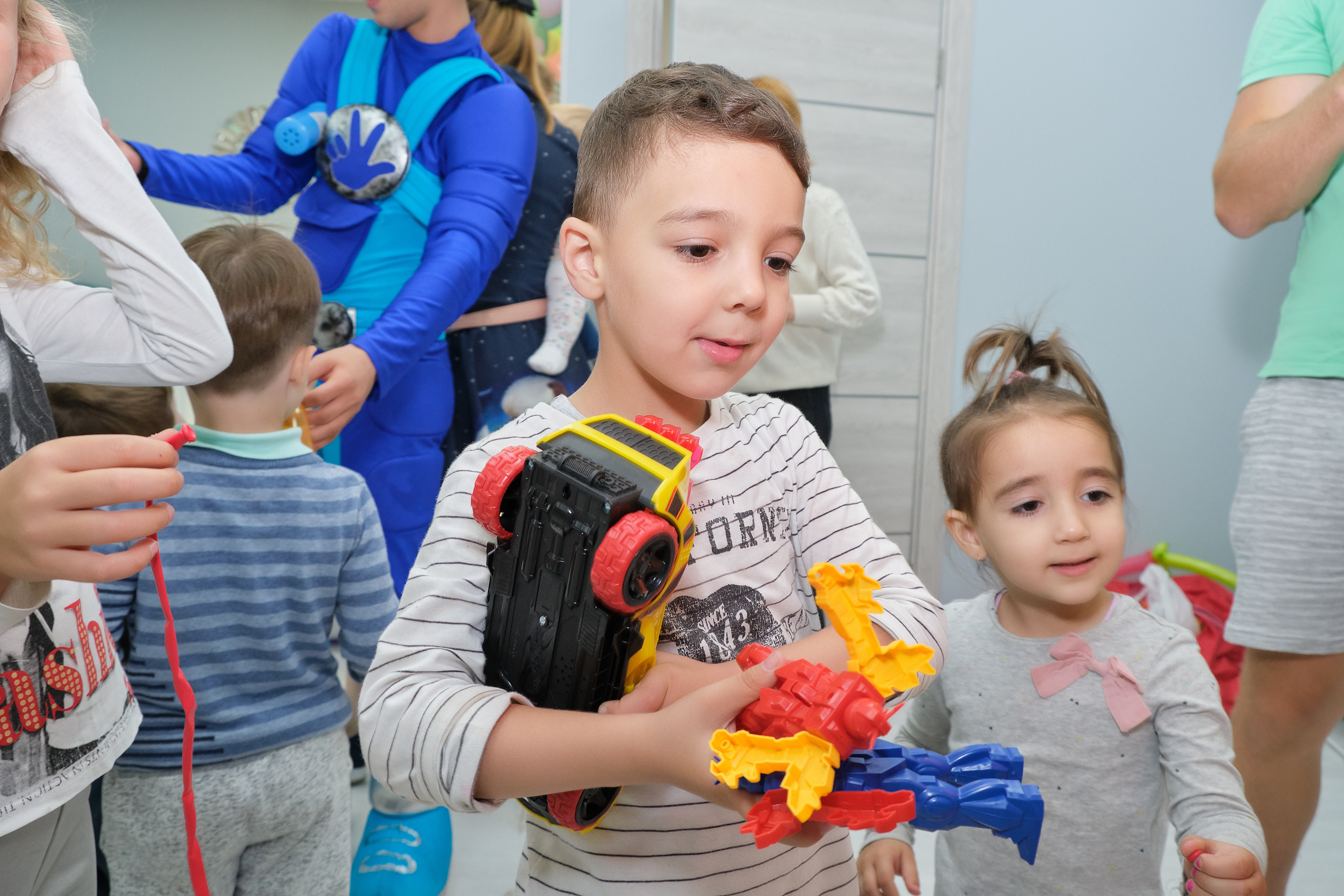 Детские Праздники и Дни Рождения. Фотограф и видеограф в Москве Алексей Толстиков