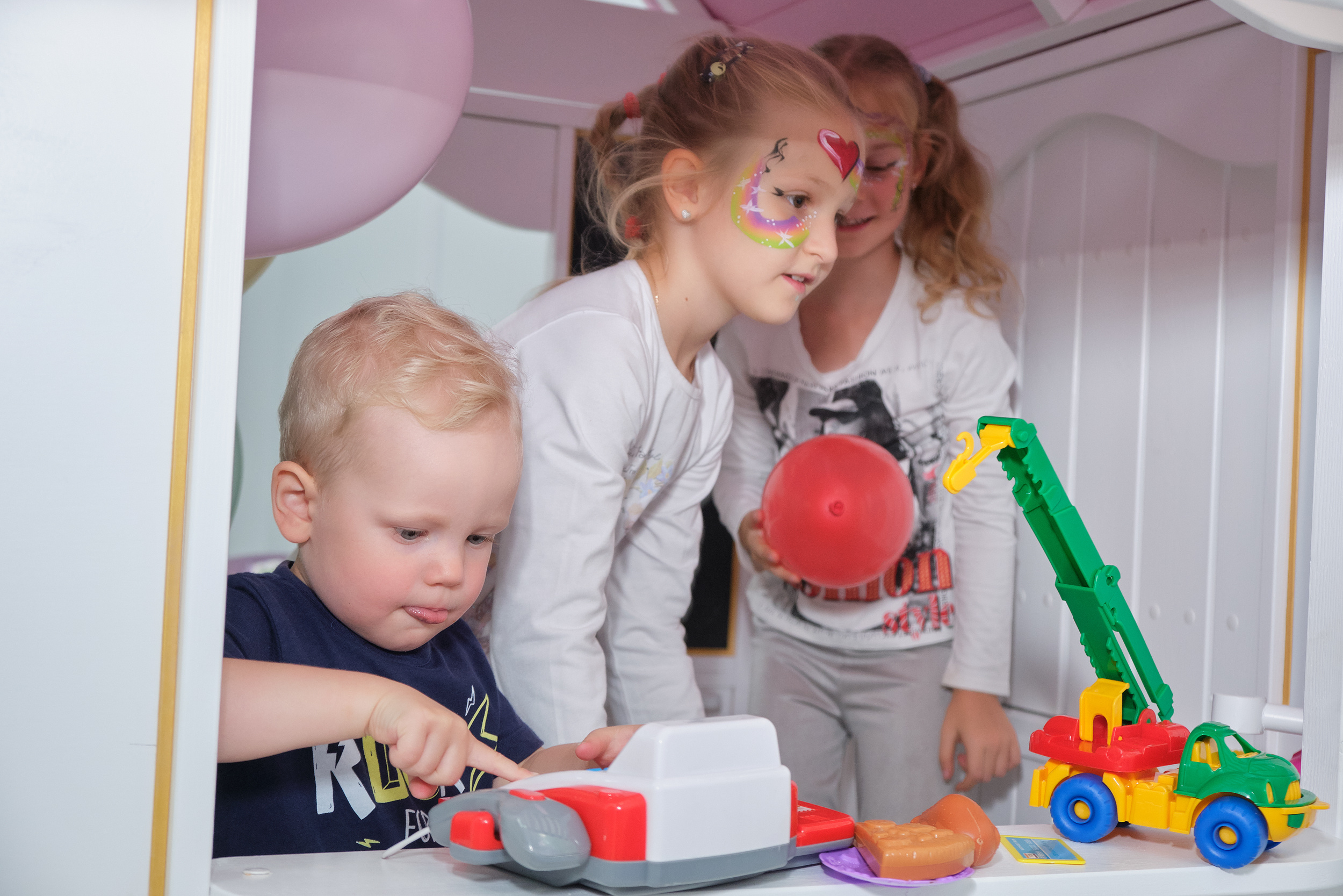 Детские Праздники и Дни Рождения. Фотограф и видеограф в Москве Алексей Толстиков