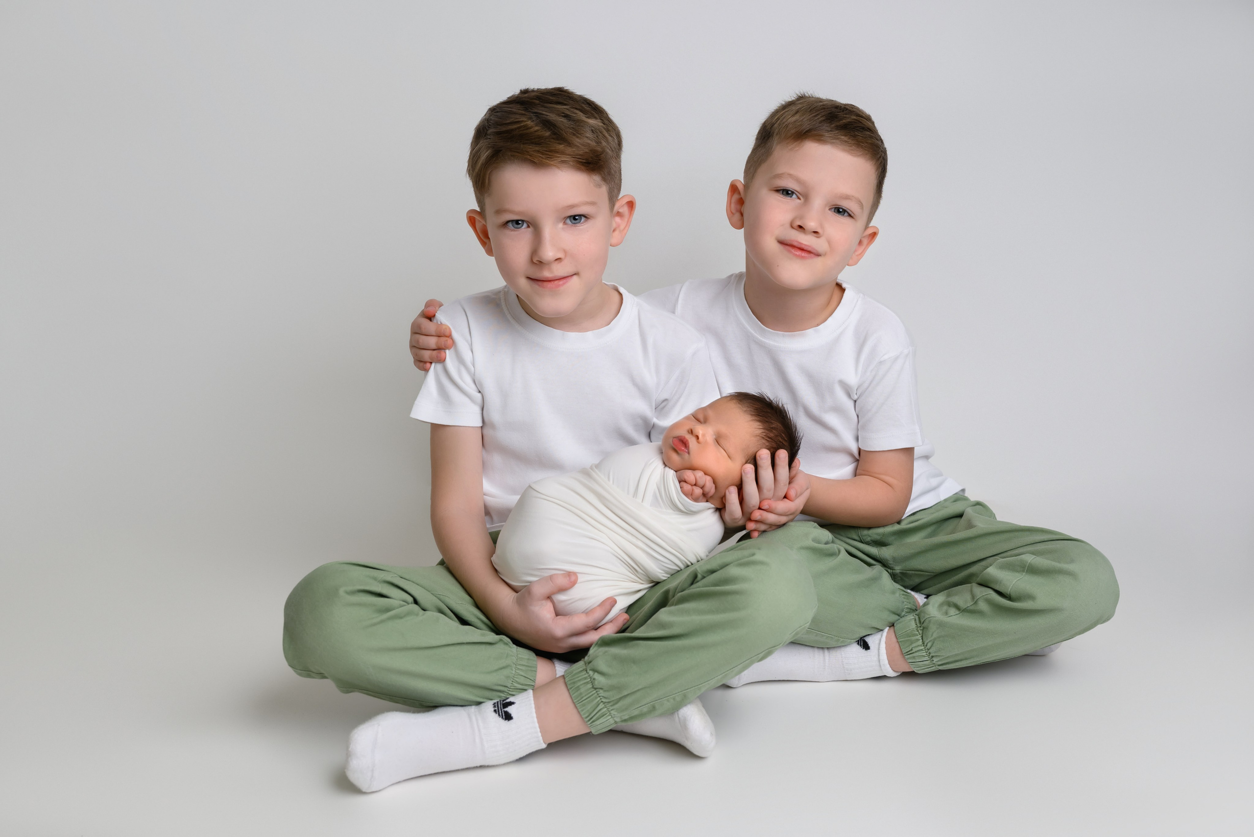 Фотосессия новорожденных в Норильске. Фотограф новорожденных в Норильске Виктория Шагалиева