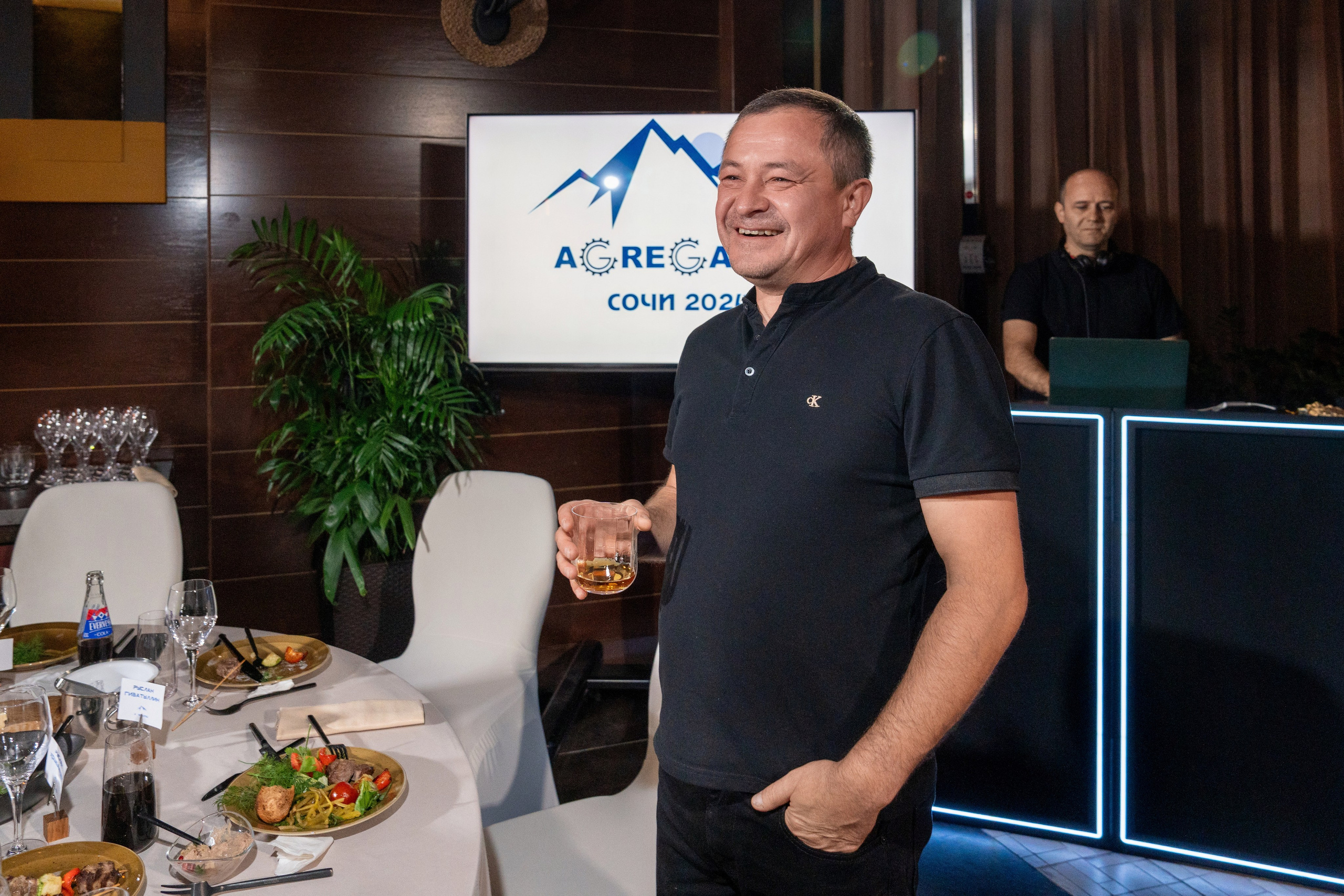 Гала-ужин для компании «Agregatka». Репортажный фотограф в Красной Поляне и Сочи Павлюченко Екатерина