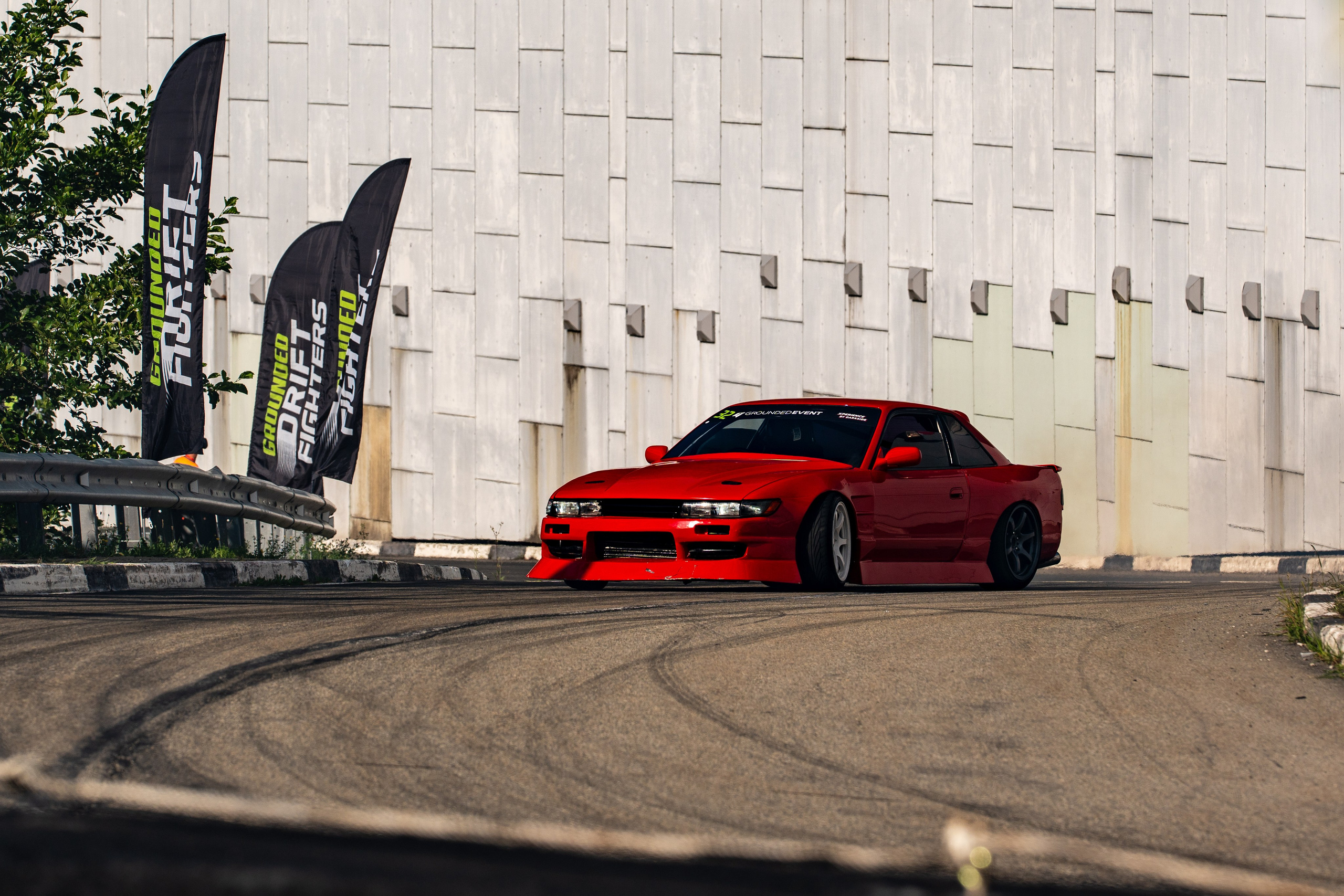 Автомобильные дрифт-гонки в рамках фестиваля Grounded 2024. Репортажный фотограф в Красной Поляне и Сочи Павлюченко Екатерина