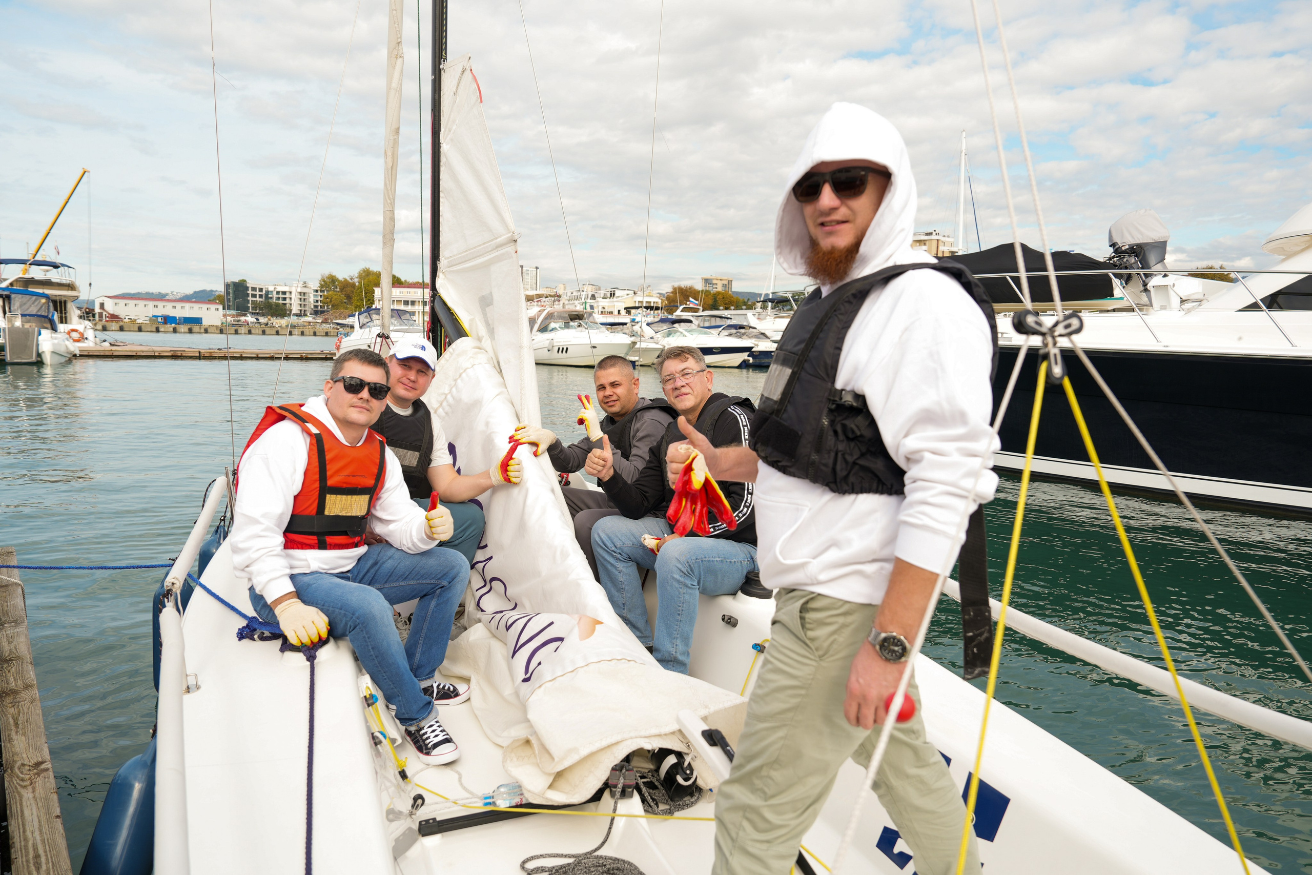 Яхтенная регата для компании Агрегатка. Репортажный фотограф в Красной Поляне и Сочи Павлюченко Екатерина