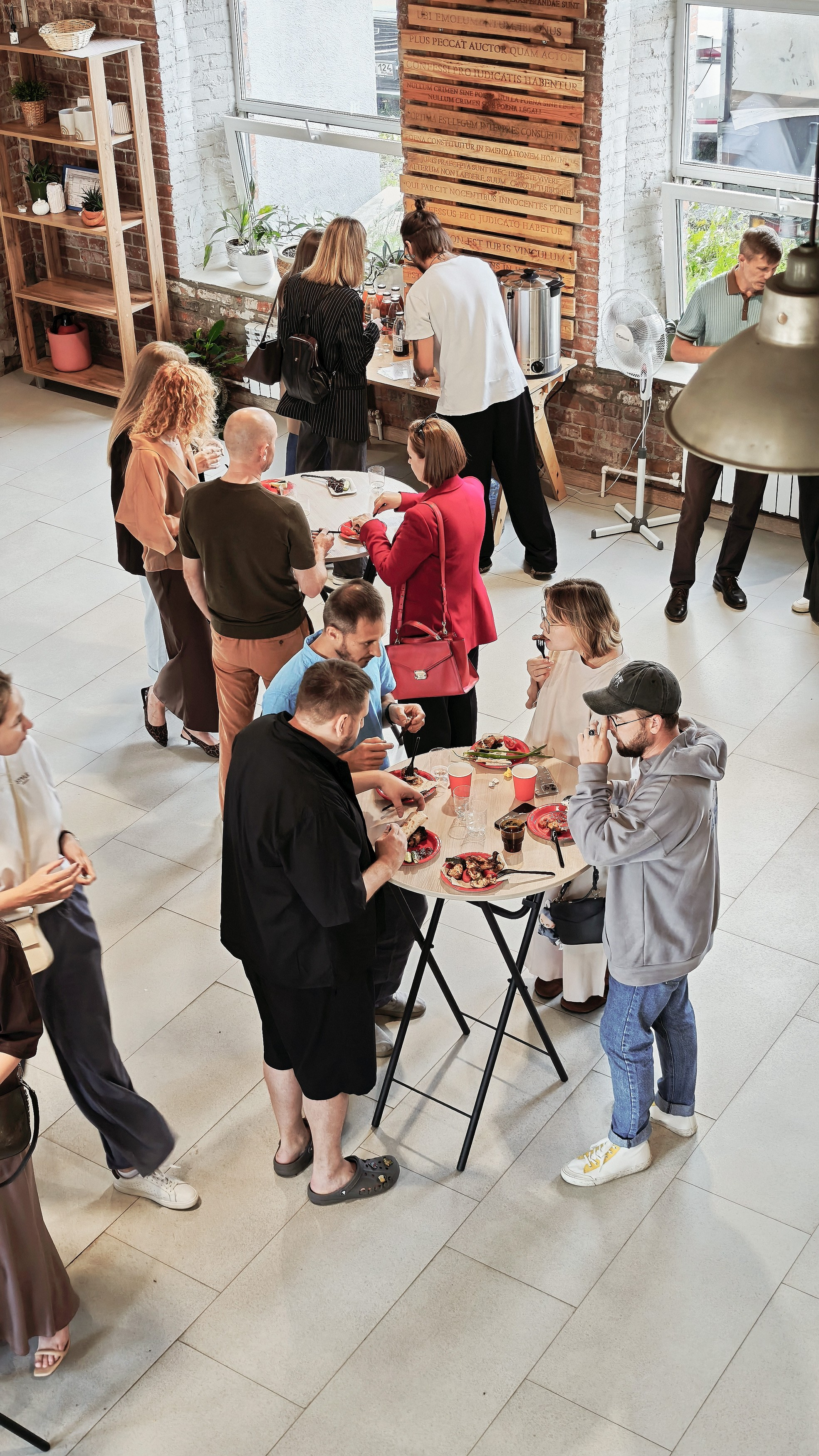Терра Юридикум «Больше бизнеса» — СНЯТО НА СМАРТФОН. Фотограф Яковлев Роман — Красноярск