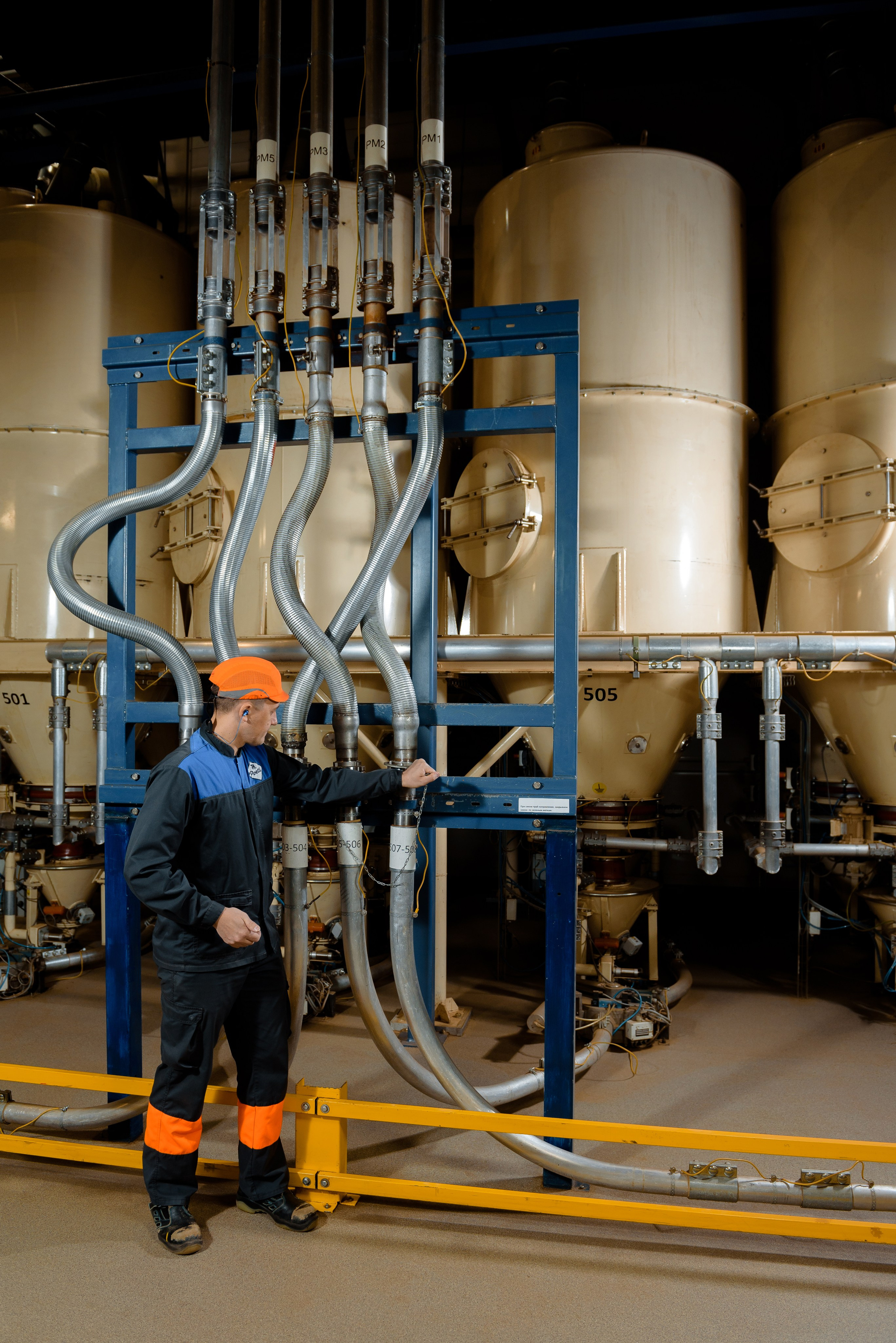 ЗАВОД PAULIG. РЕПОРТАЖНЫЙ И БИЗНЕС ФОТОГРАФ В МОСКВЕ, ЕГОР НИКОЛАЕВ