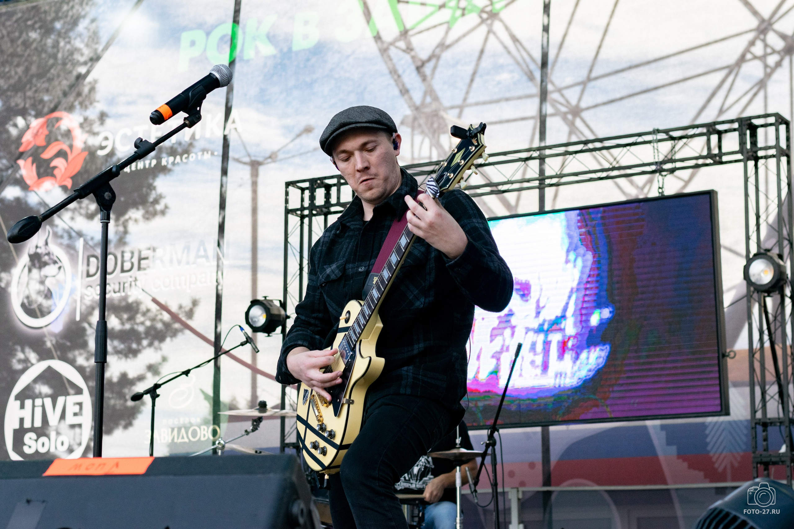 Антон Курдюмов фотограф в Хабаровске Рина Курдюмова фото27 foto27 Антон Дорофеев репортажный репортаж документалист Тони и Рина фотосоздатели Международный фестиваль Рок в защиту животных Хабаровск