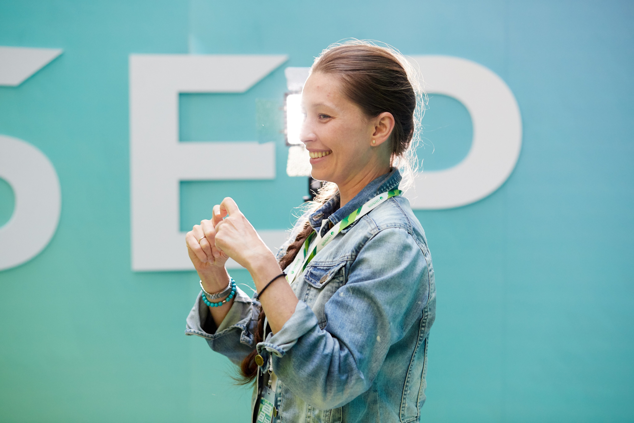 Сбербанк (акция). Репортажный Фотограф