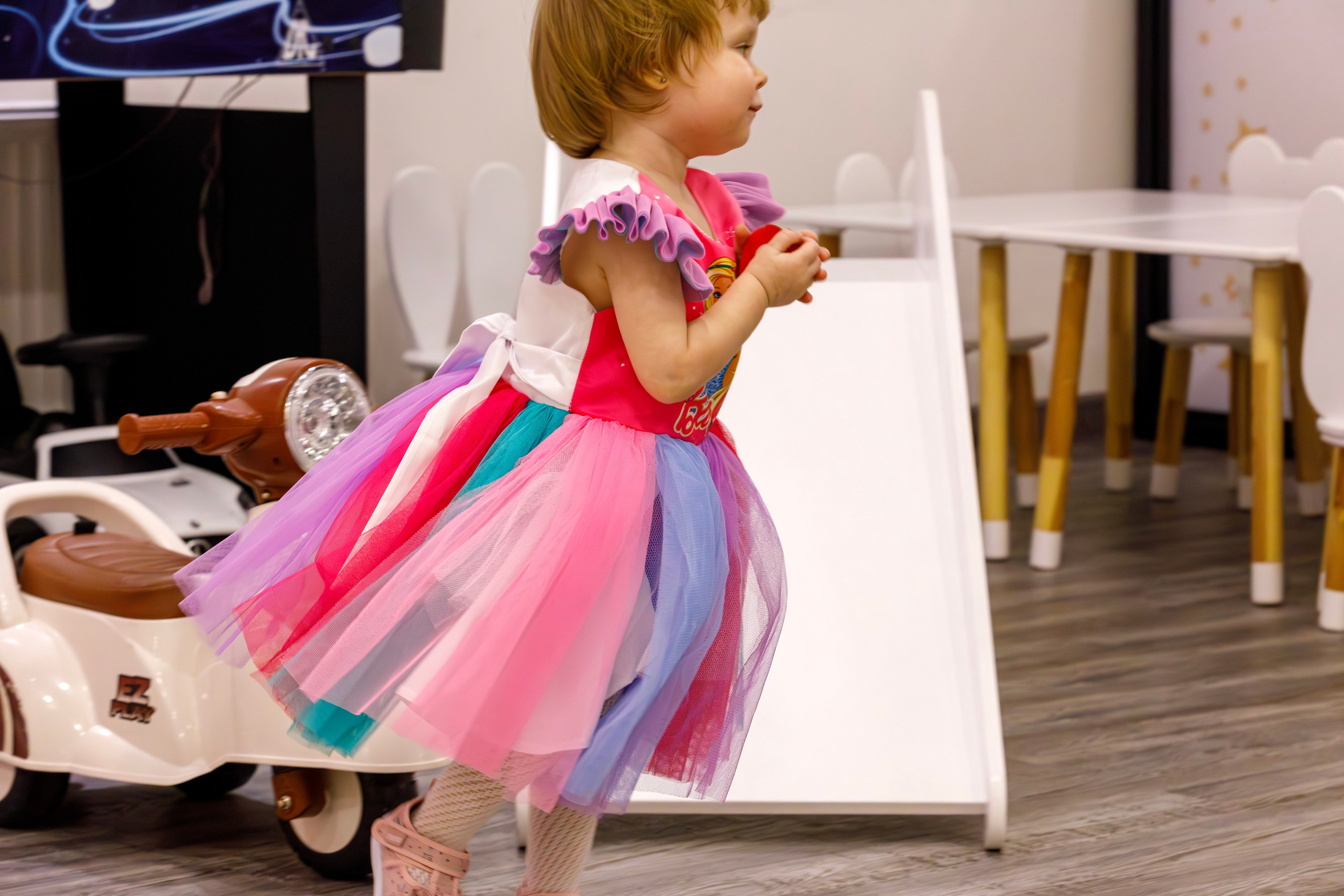 Ангелиночке 2 годика. Фотограф Андрей Гузеев