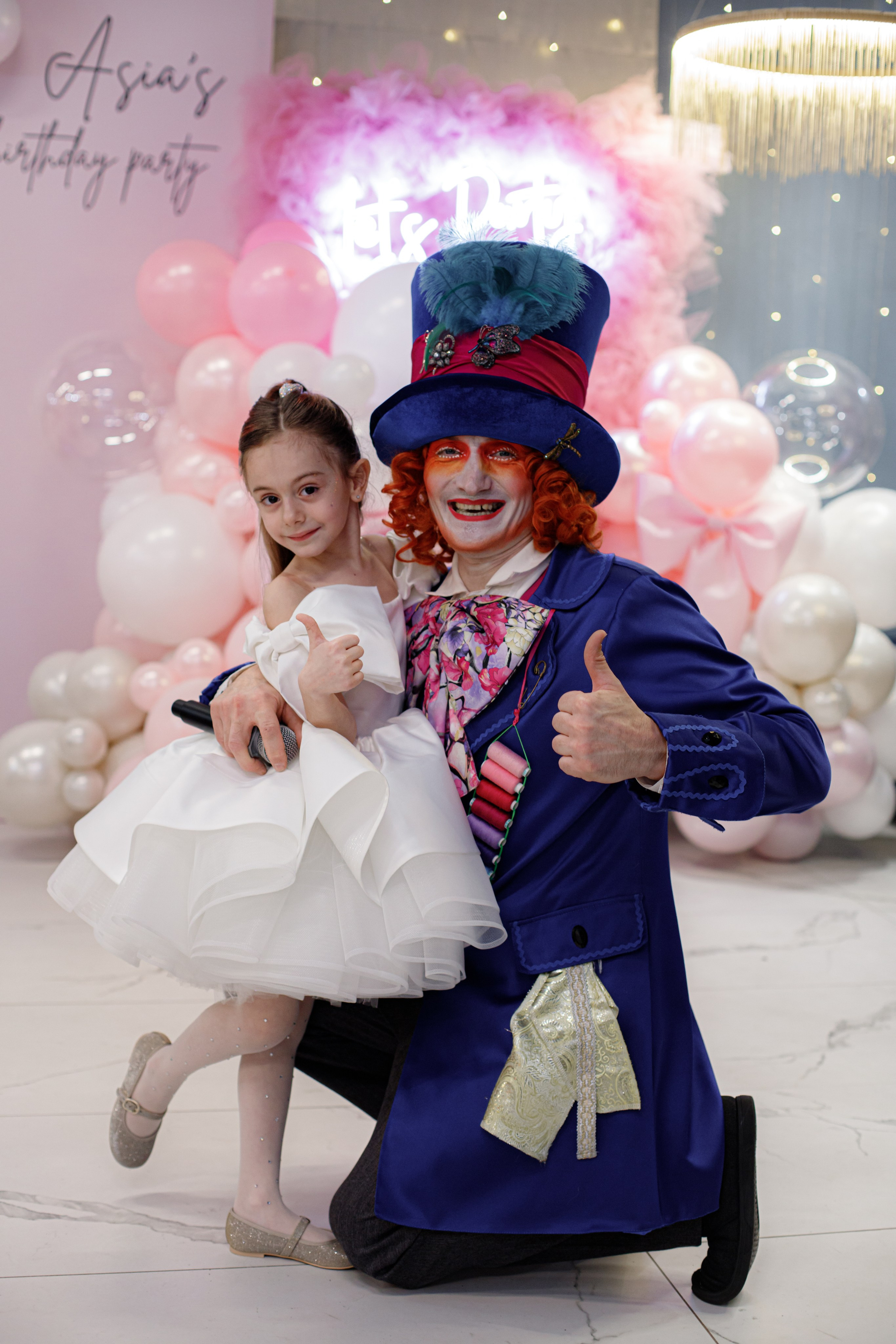 ASIA'S BIRTHDAY PARTY. Photokarish