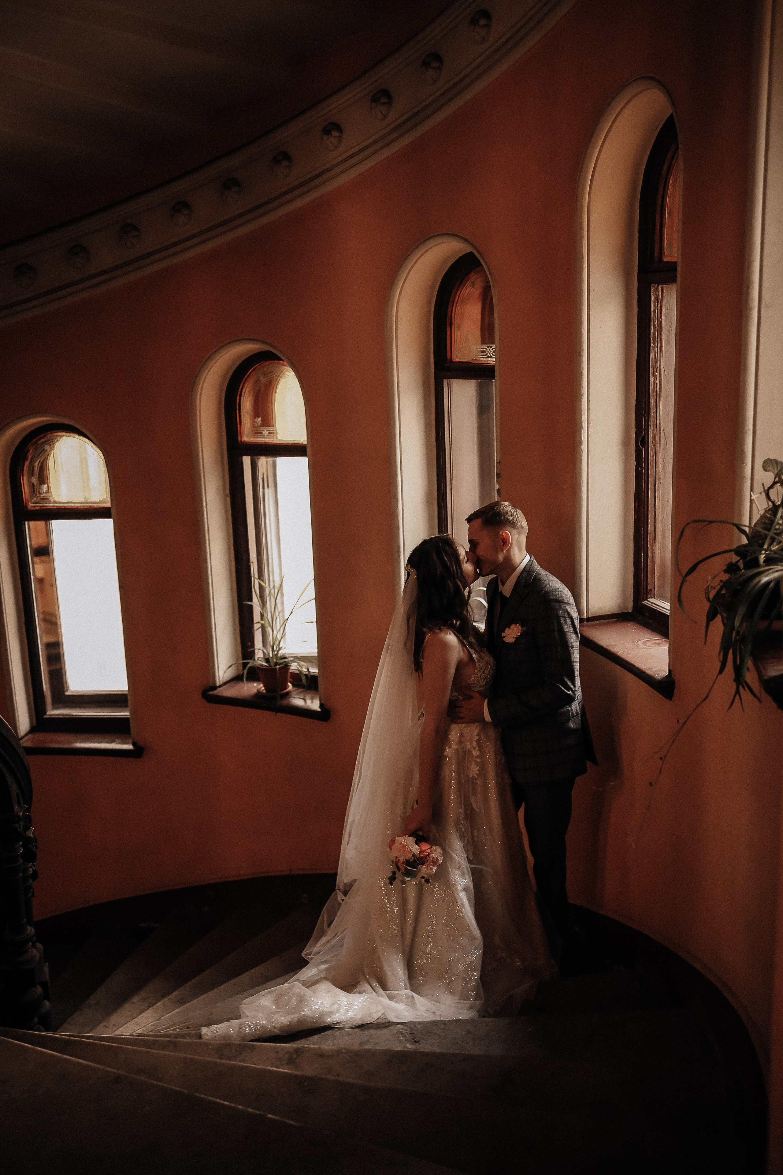 Путь любви от первого взгляда: Love Story, Свадьбы, Венчания, Беременность, Крещения. Профессиональный фотограф в Санкт-Петербурге Александр Волосенцев