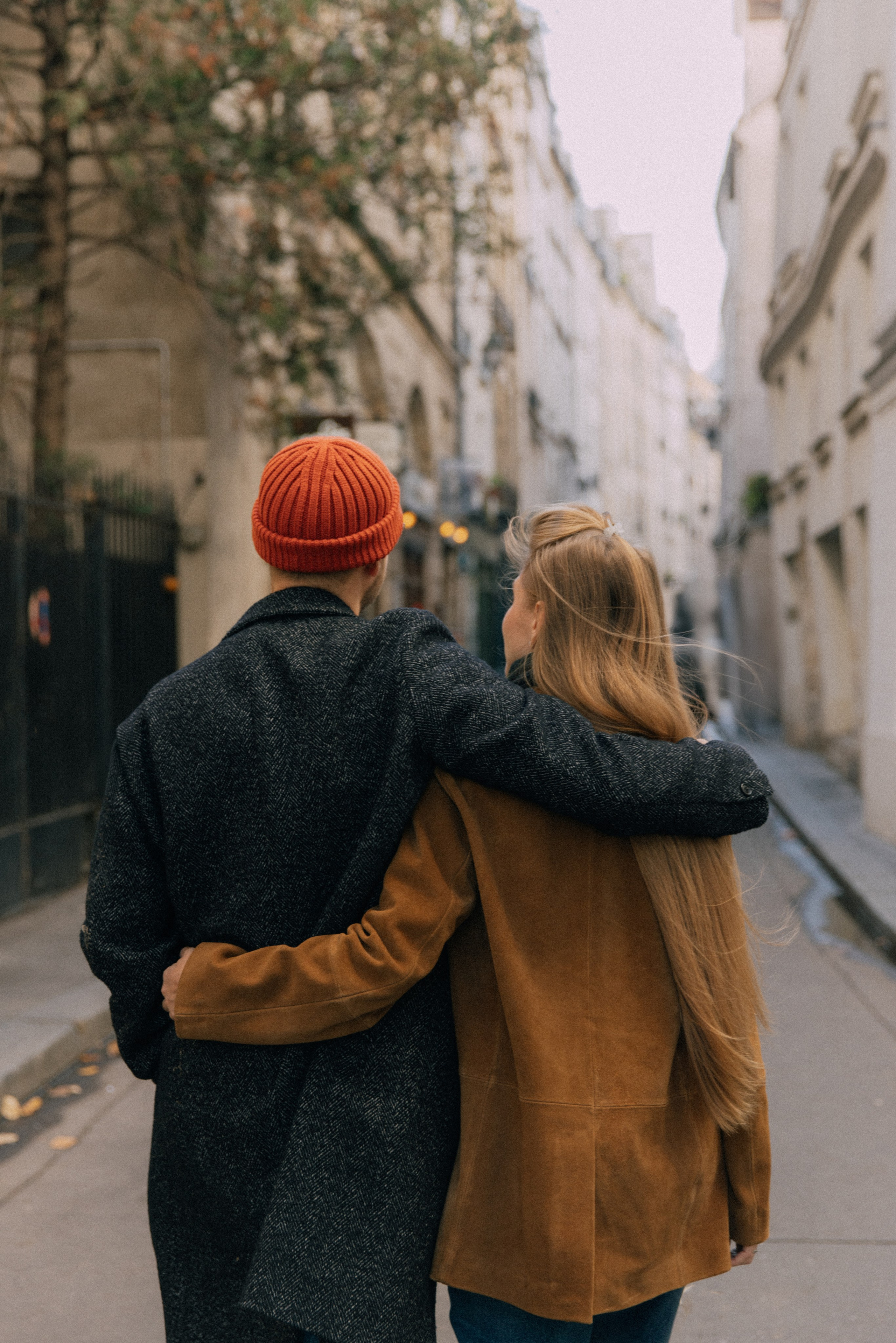 Love you a thousand times. Photographer in Paris
