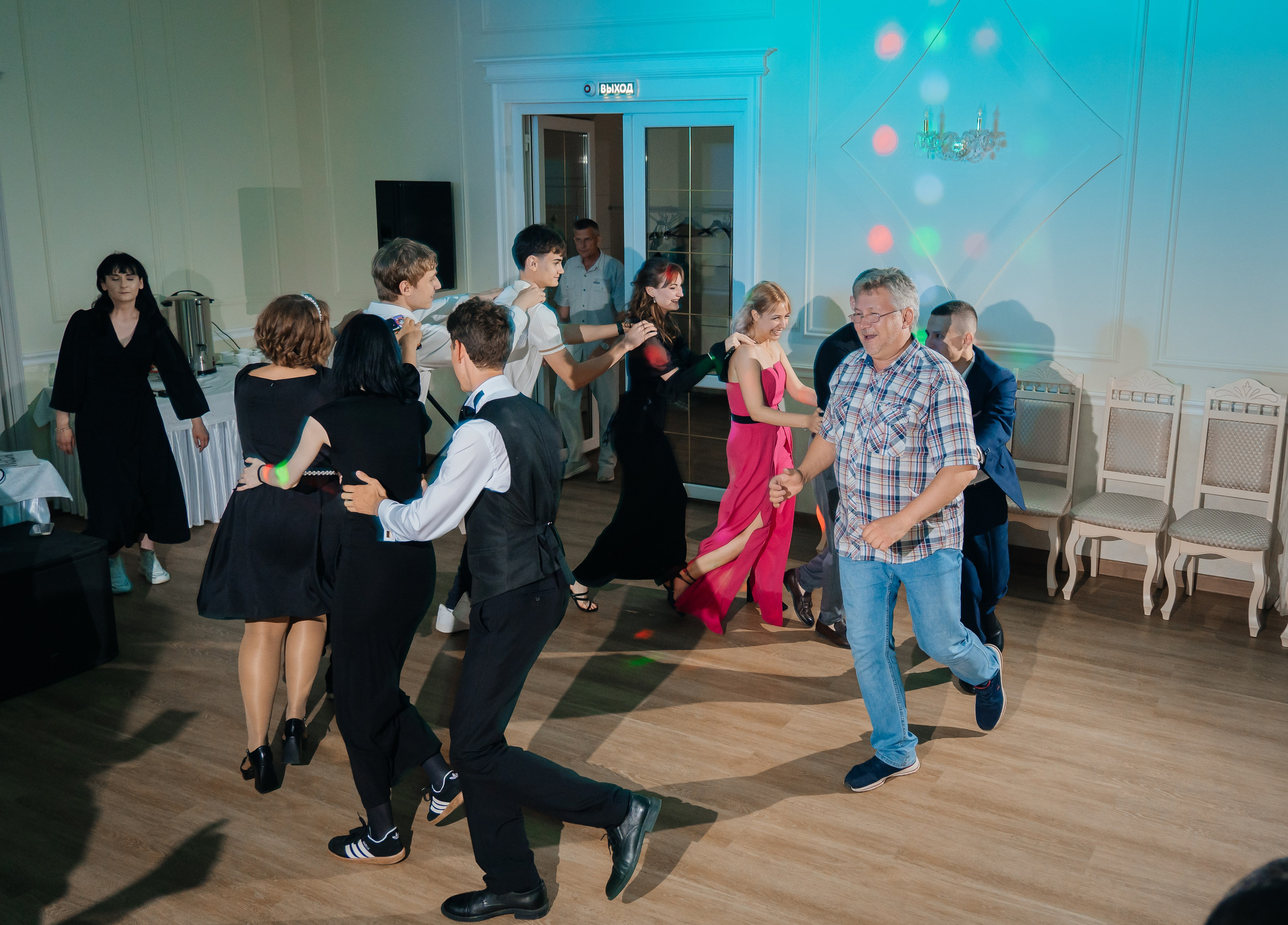 Школьные выпускные, линейки, банкеты. Семейный и LifeStyle фотограф в Жигулевске и Тольятти Рустам Ханмурзин