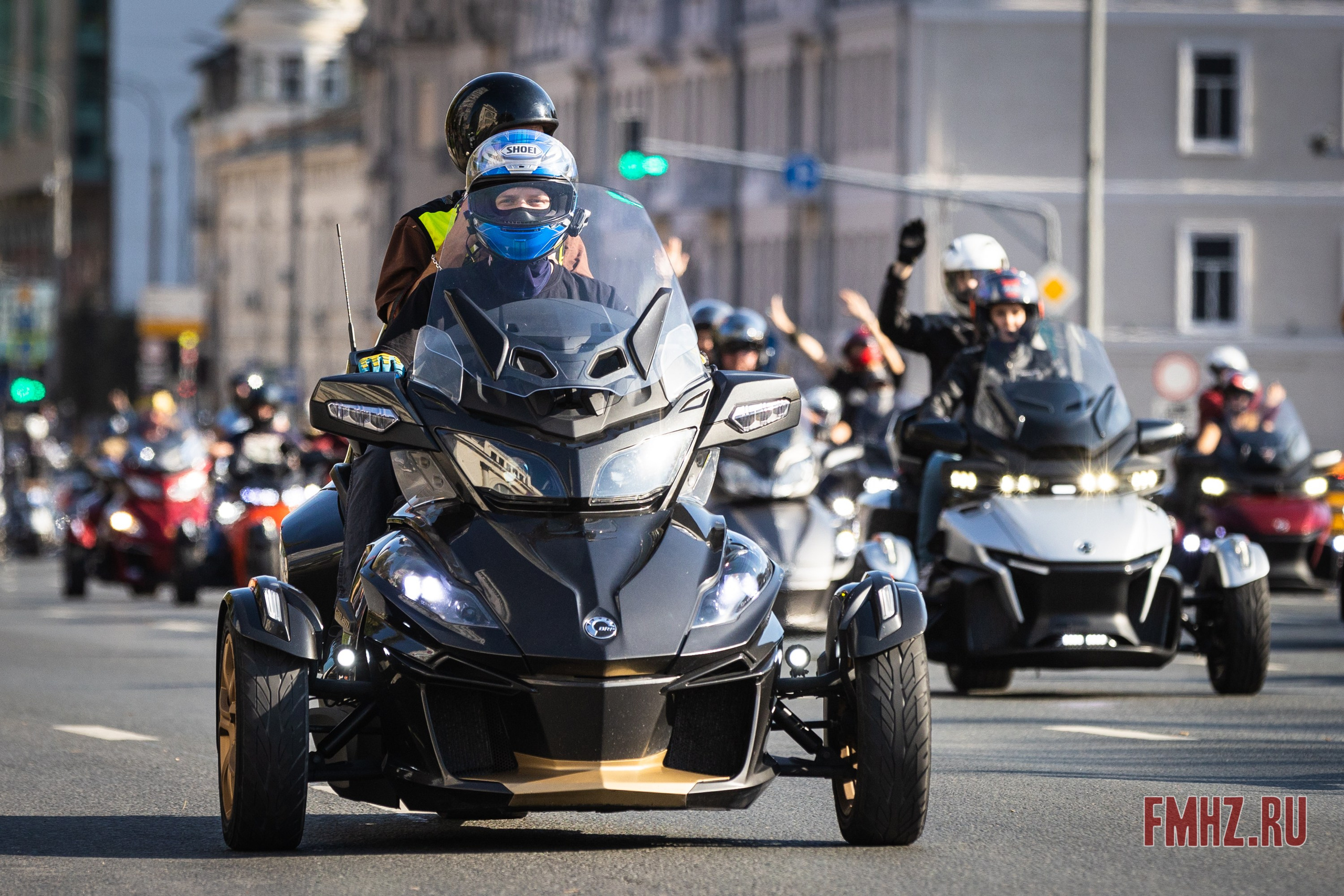 Закрытие Мотосезона 2023 на проспекте Академика Сахарова. Фотограф Владимир Охрименко
