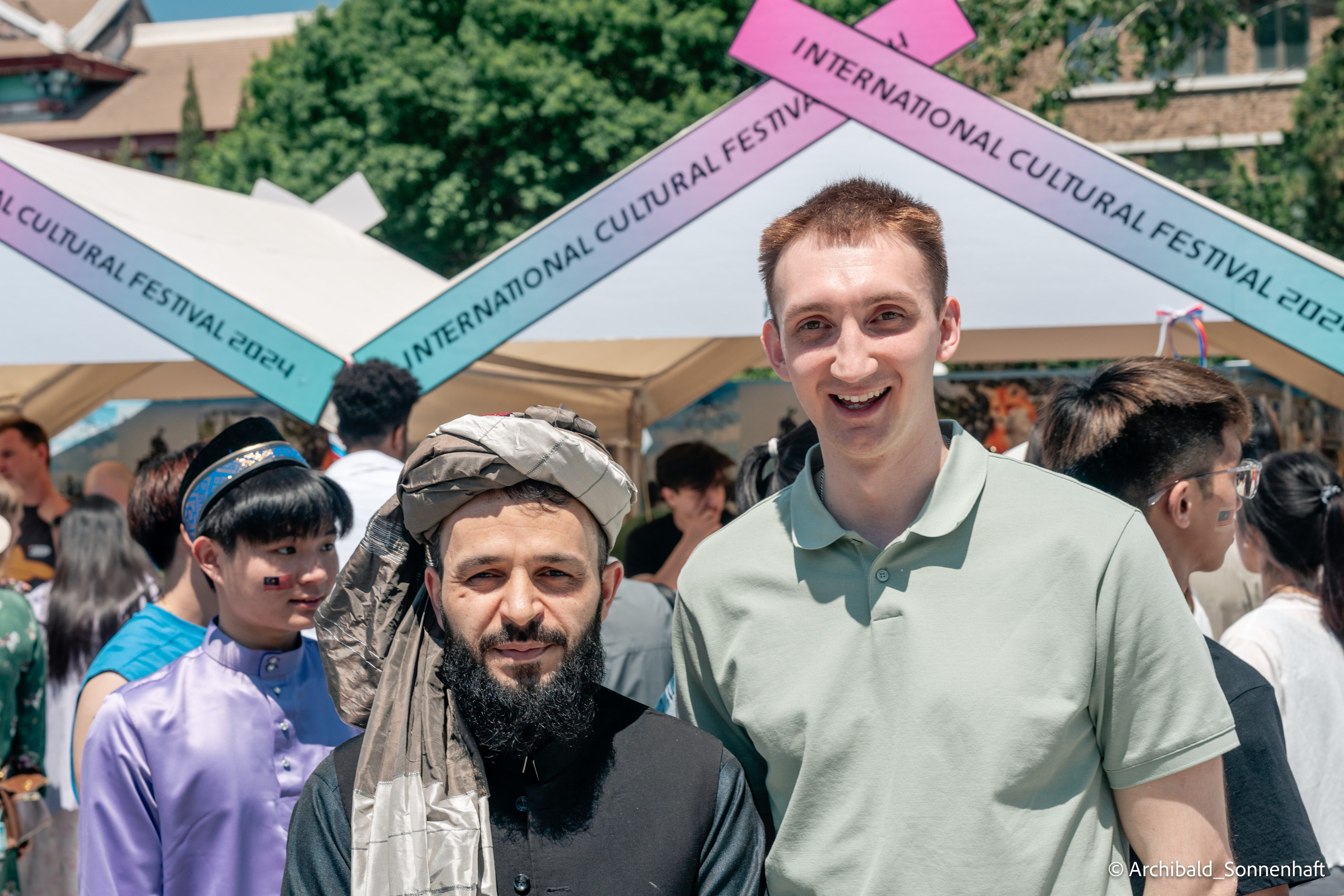 TJU Cultural Festival. Photographer in Guangzhou, China. Archibald Sonnenhaft