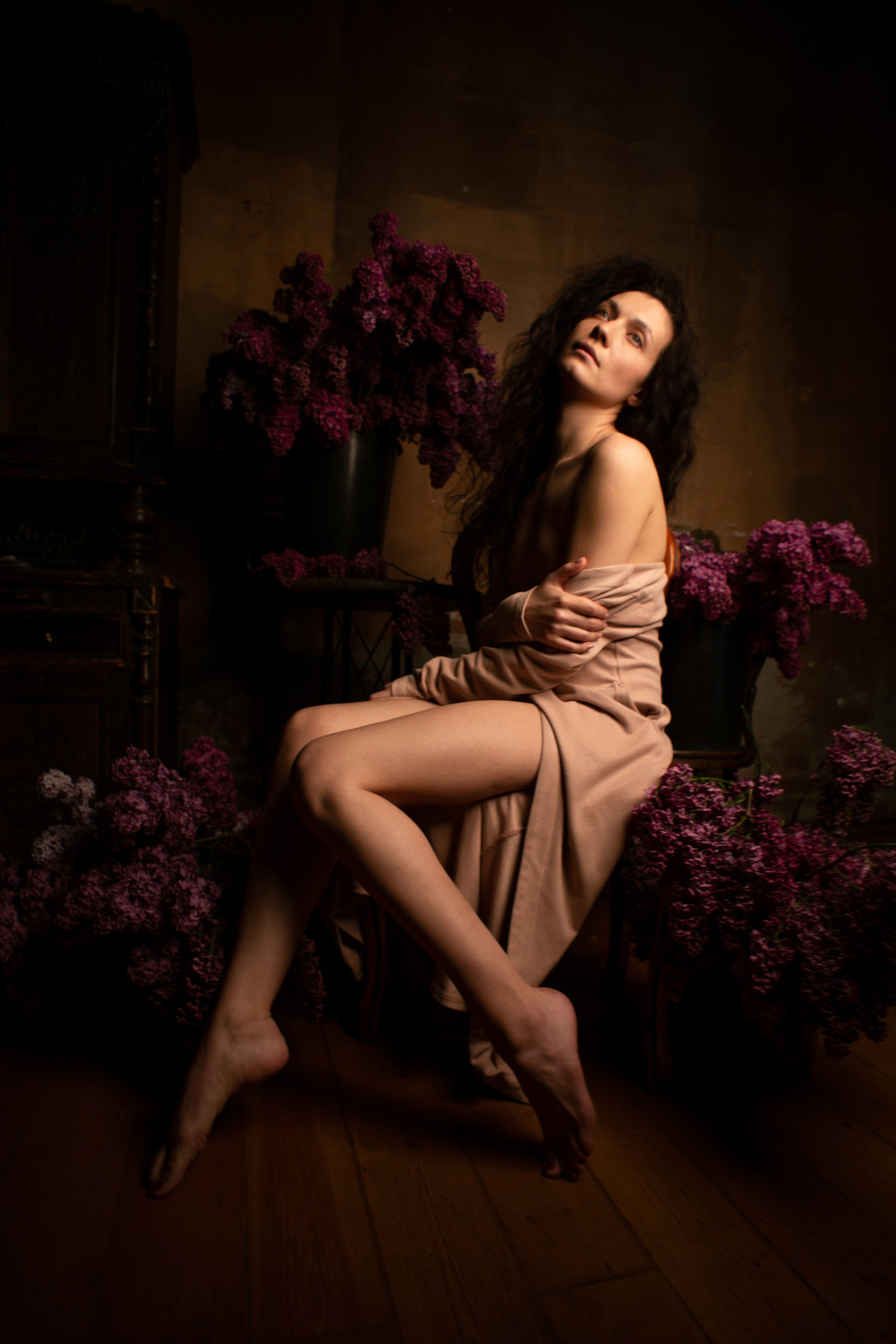 В цветах (18+). Фотограф в Москве Лера Юдина