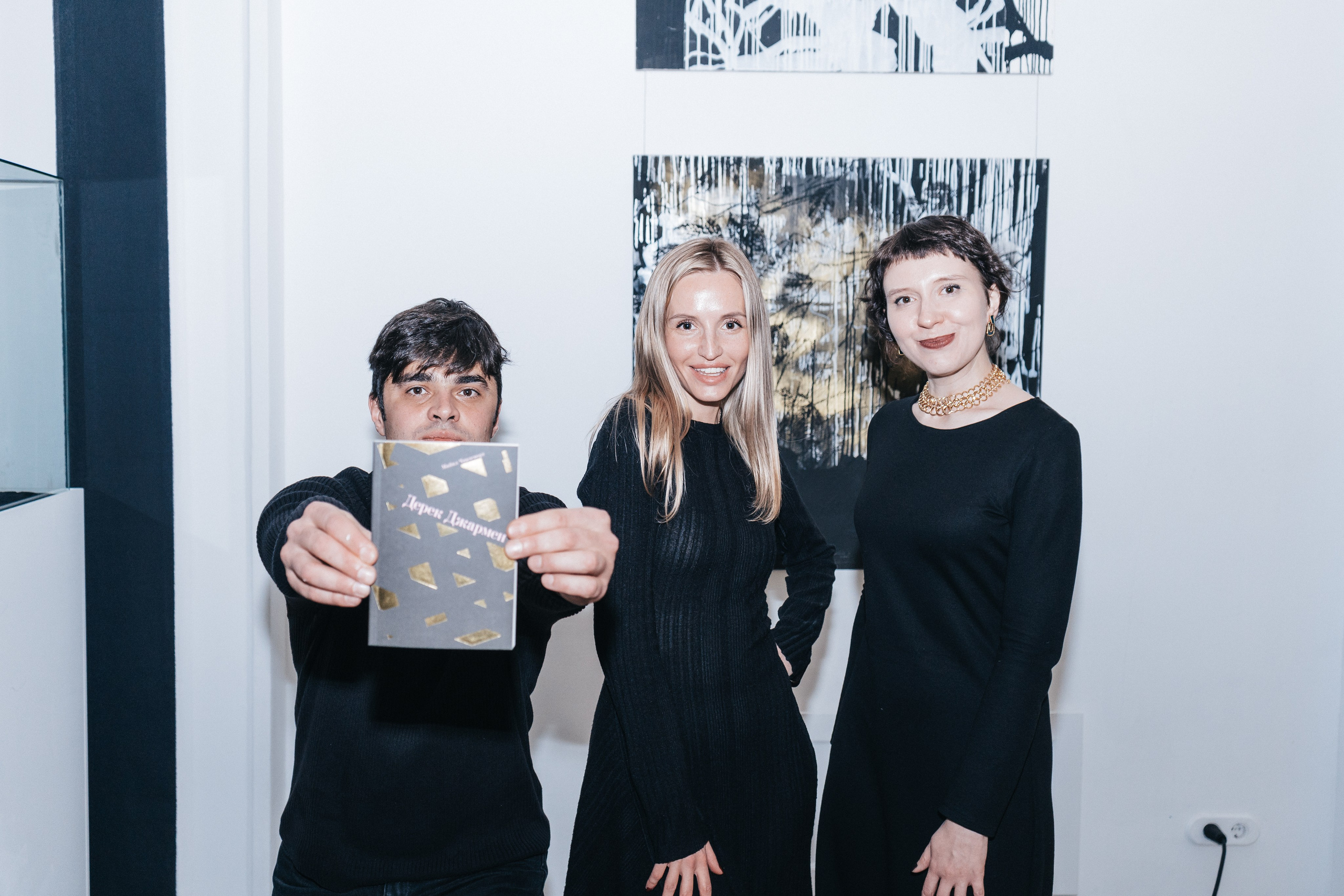 Выставка Юрия Литарова. Всё рождается. Всё продолжается. Портретный фотограф Нижний Новгород