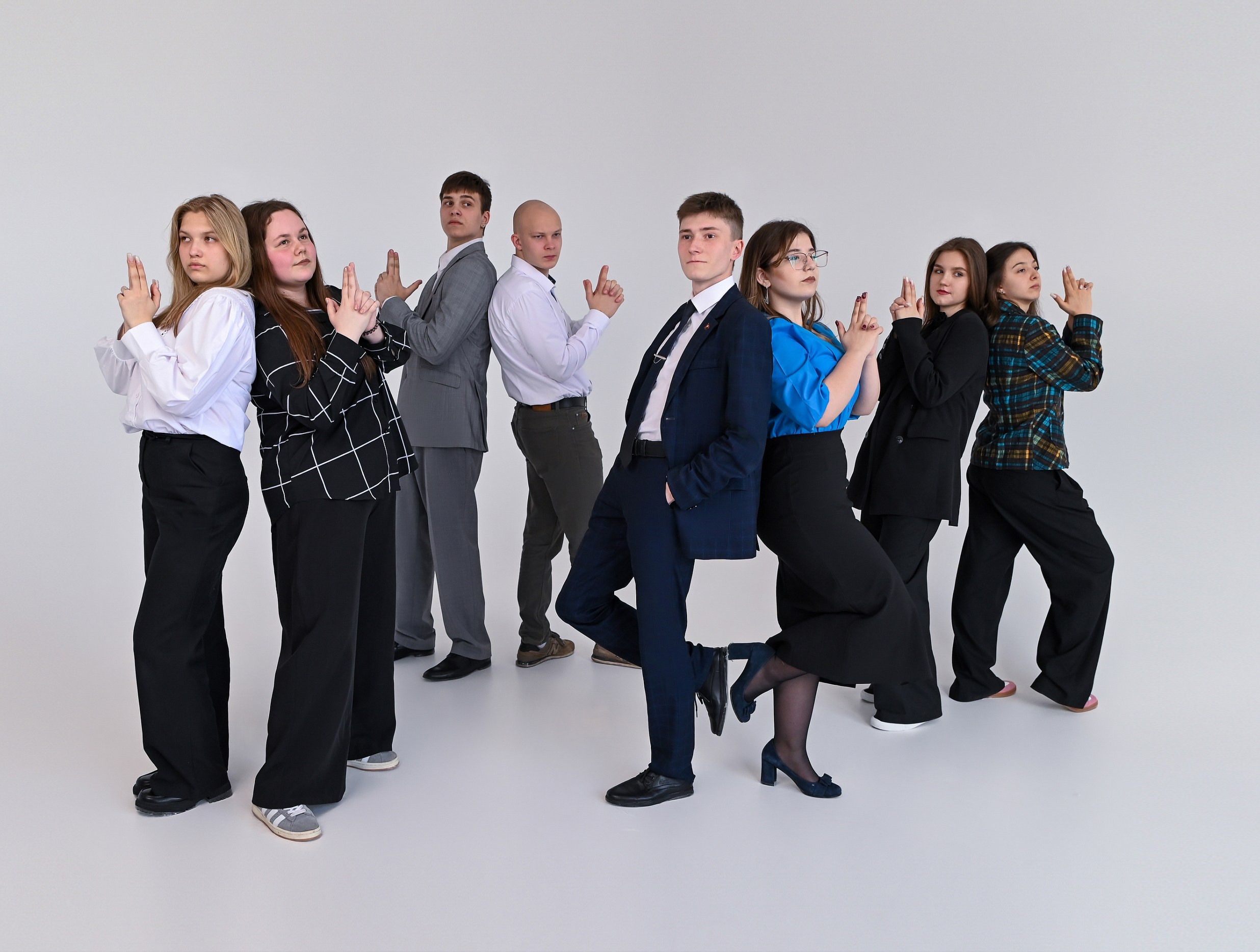 Выпускные альбомы Брянск. Фотостудия выпускных альбомов