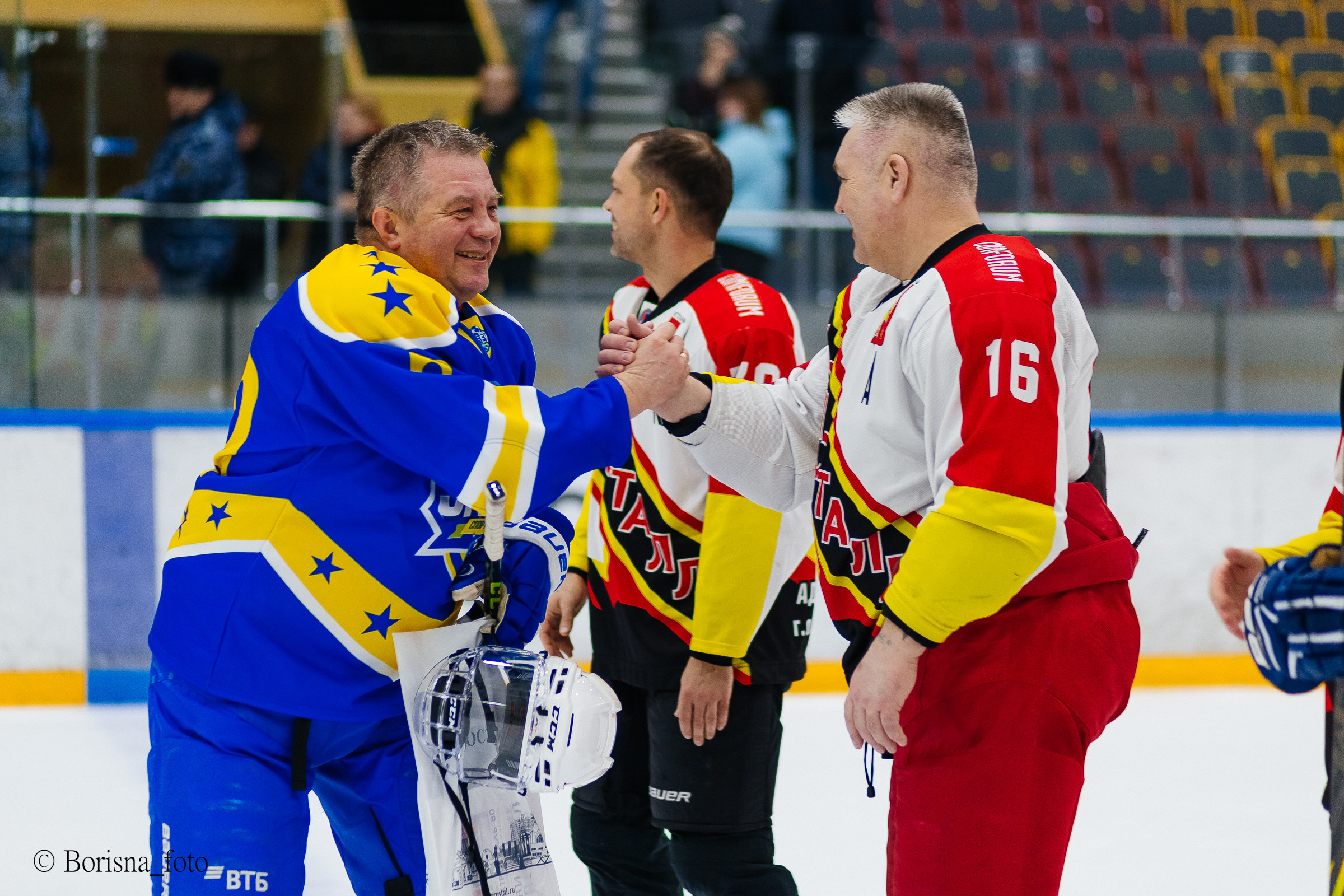 Хоккейный матч-концерт. Семейный и свадебный фотограф в Москве Леванова Александра