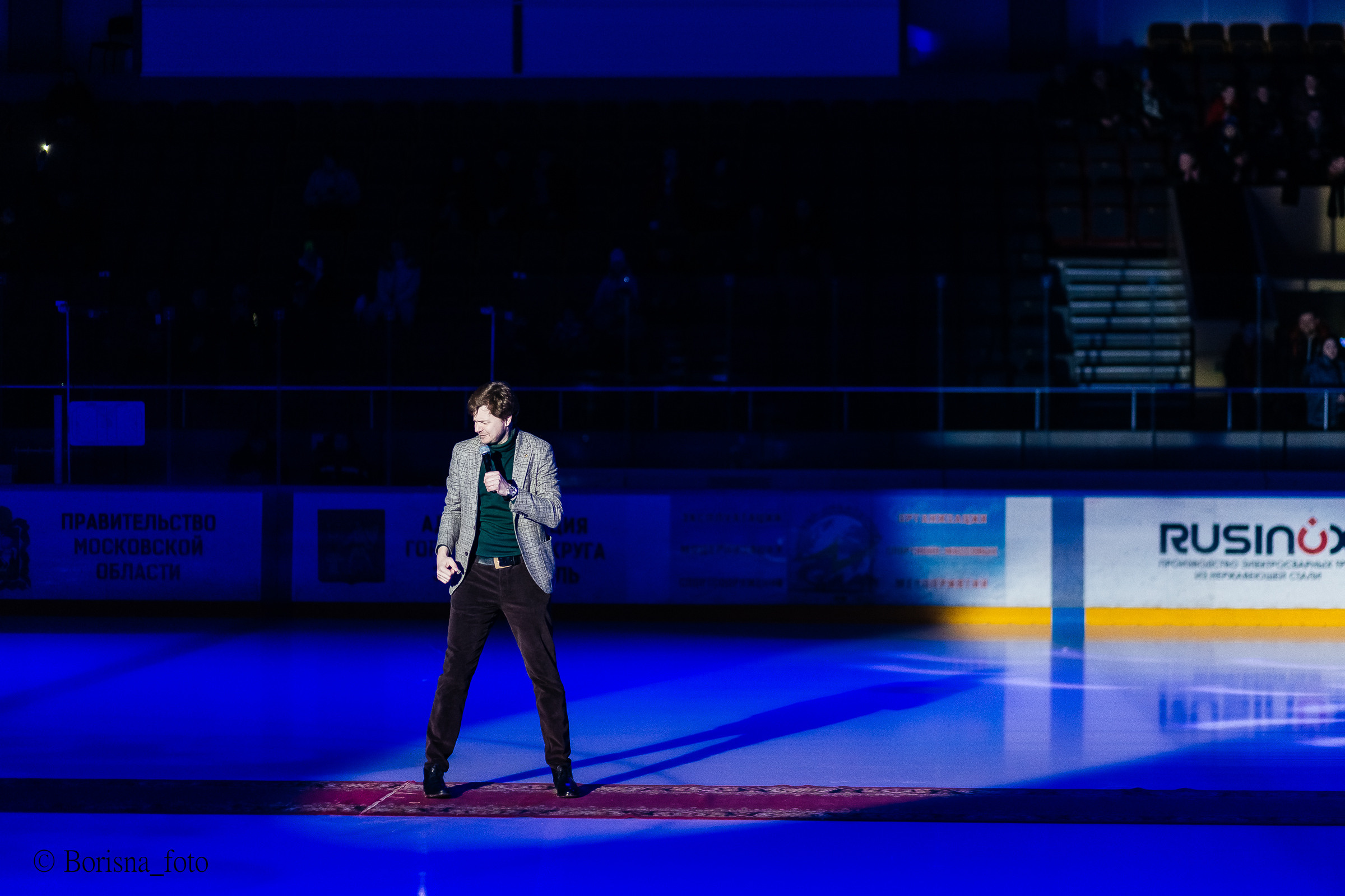 Хоккейный матч-концерт. Семейный и свадебный фотограф в Москве Леванова Александра