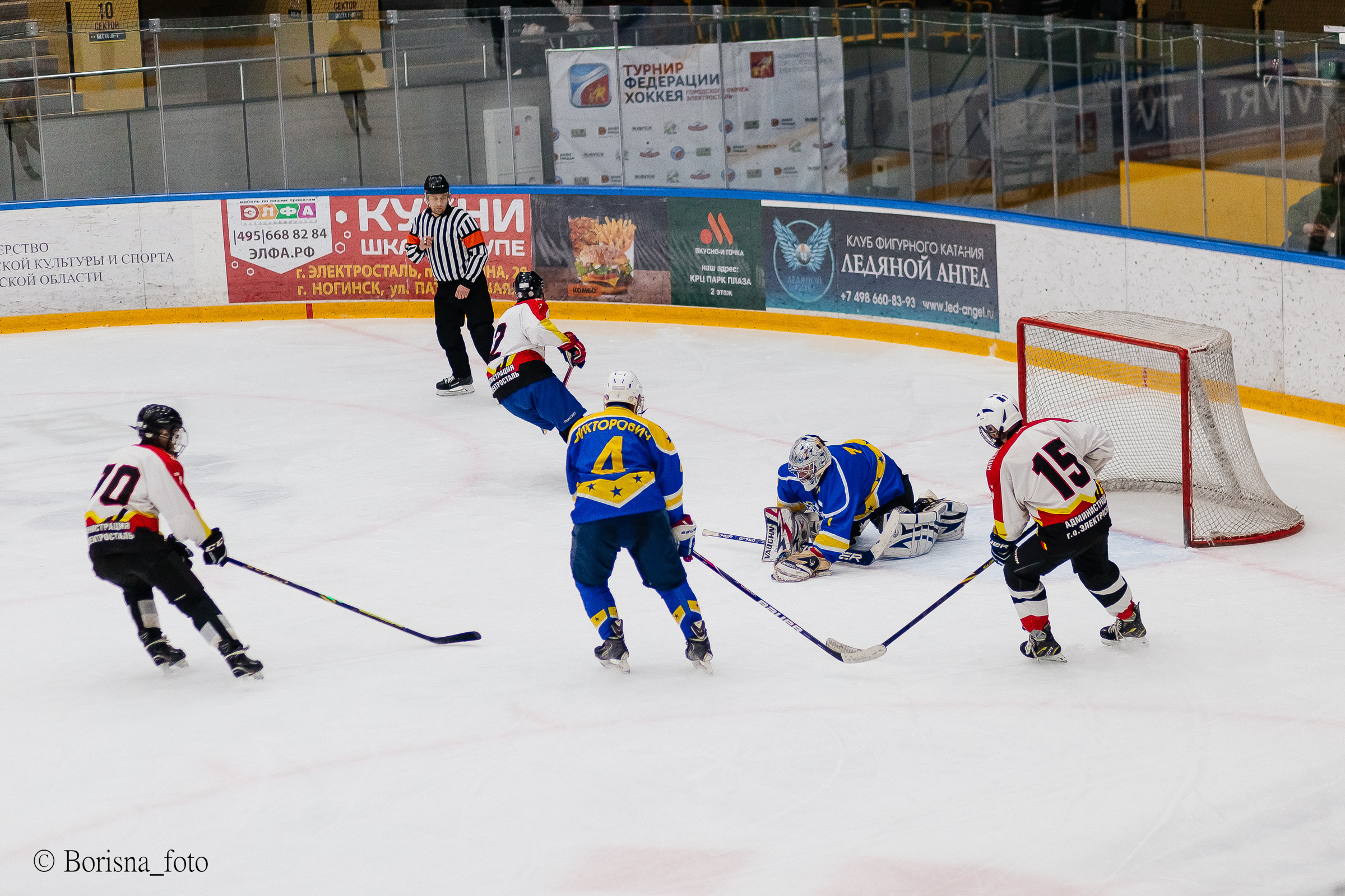 Хоккейный матч-концерт. Семейный и свадебный фотограф в Москве Леванова Александра