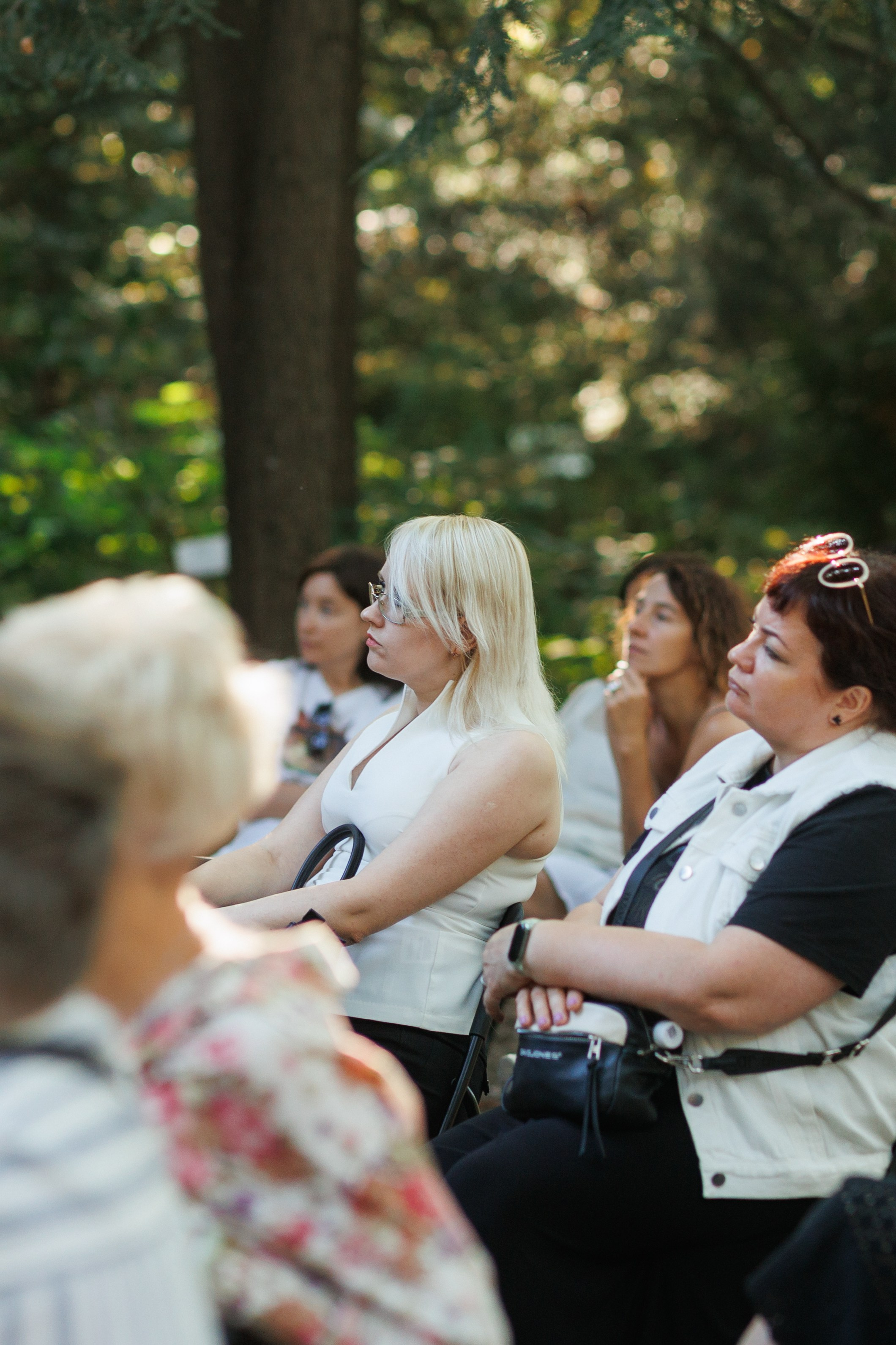 Спектакль в Ботаническом саду (студия «Знаки сезонников». Фотограф в Твери и Москве Юлия Бахтамова