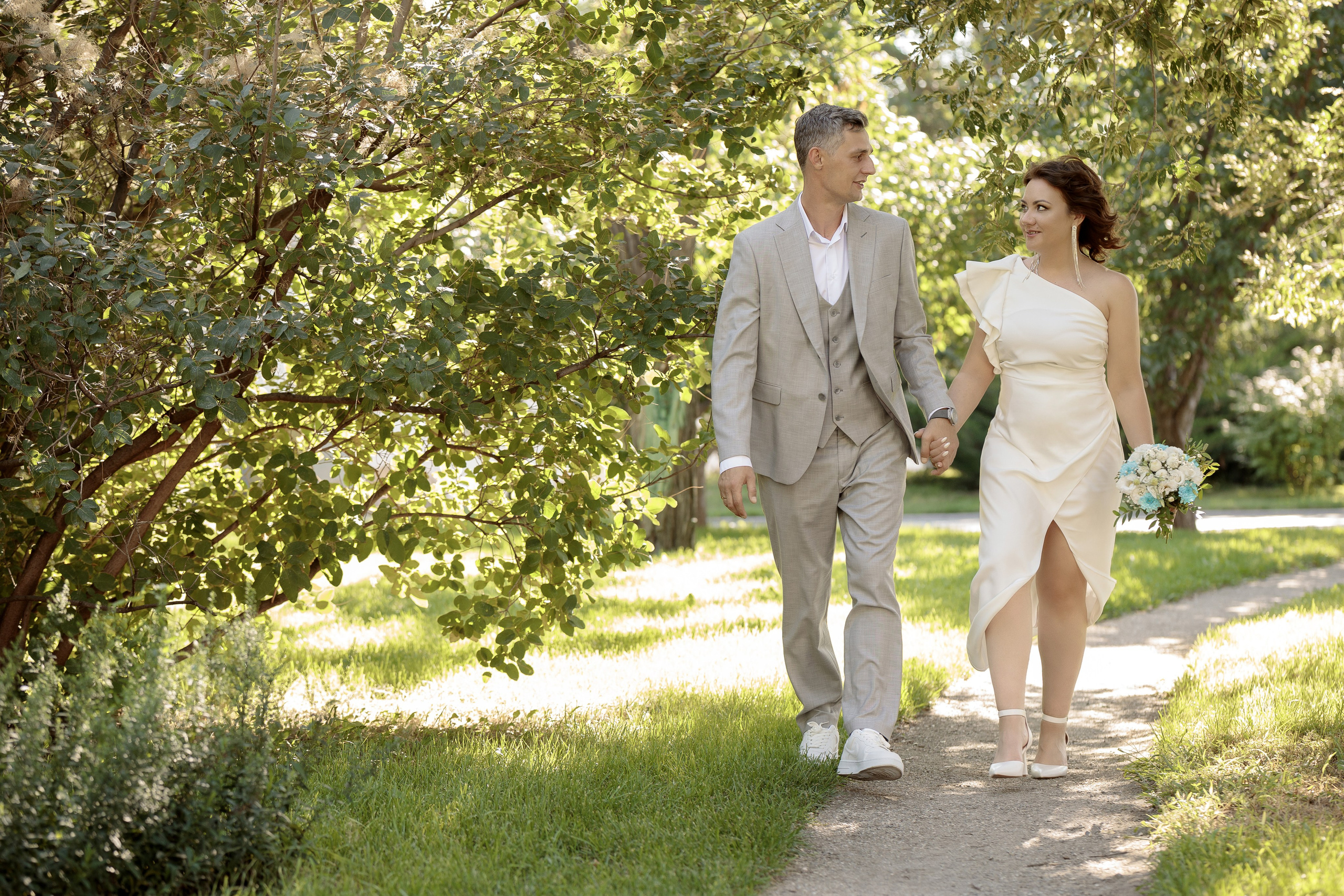 Виктор & Анастасия. Свадебный фотограф в Астрахани. Фототуры по Астрахани и в горы Кавказа