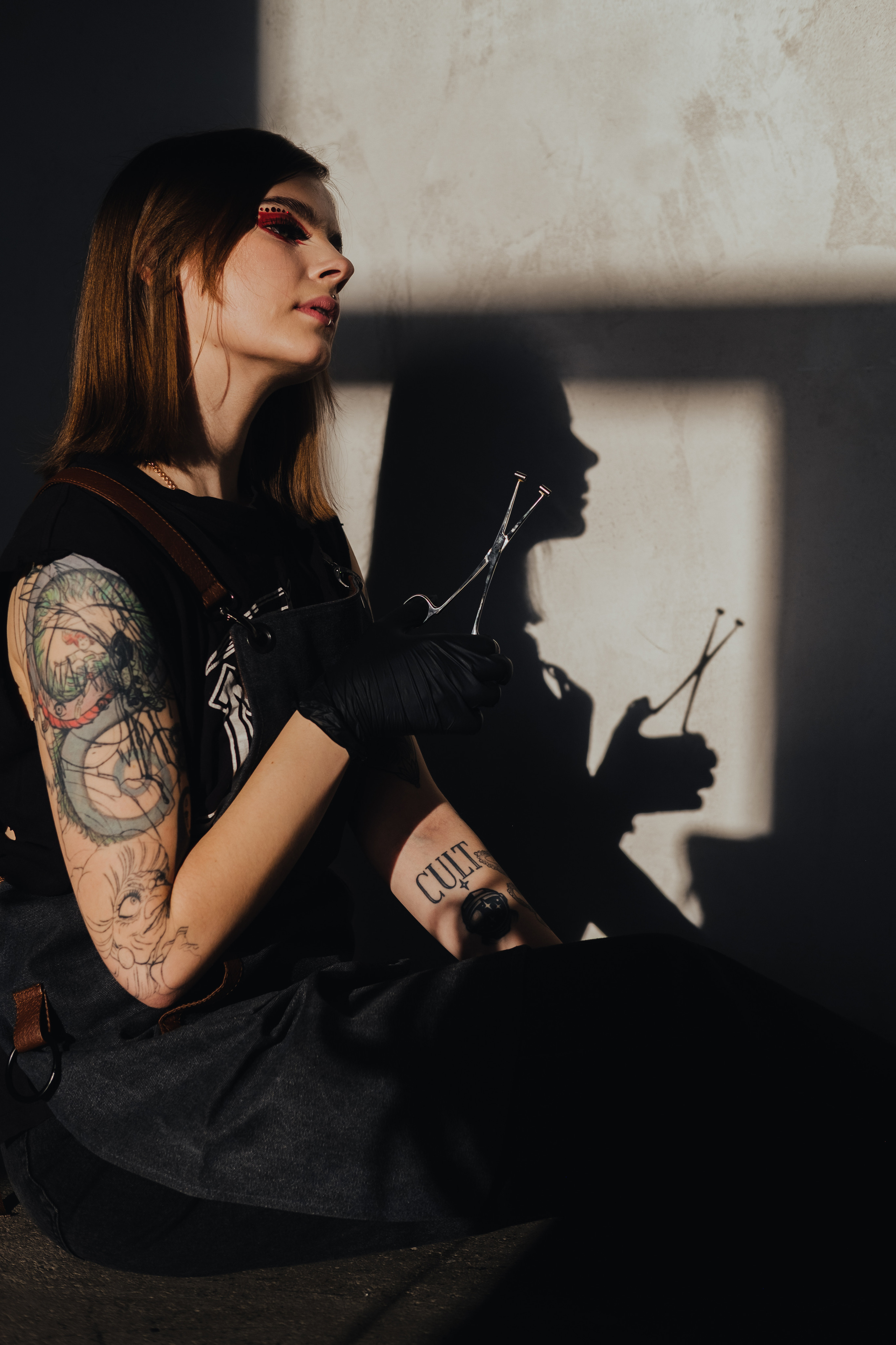 Контент съёмка для Анны пирсинг мастер. Фотограф в Иркутске Анна Мирошникова