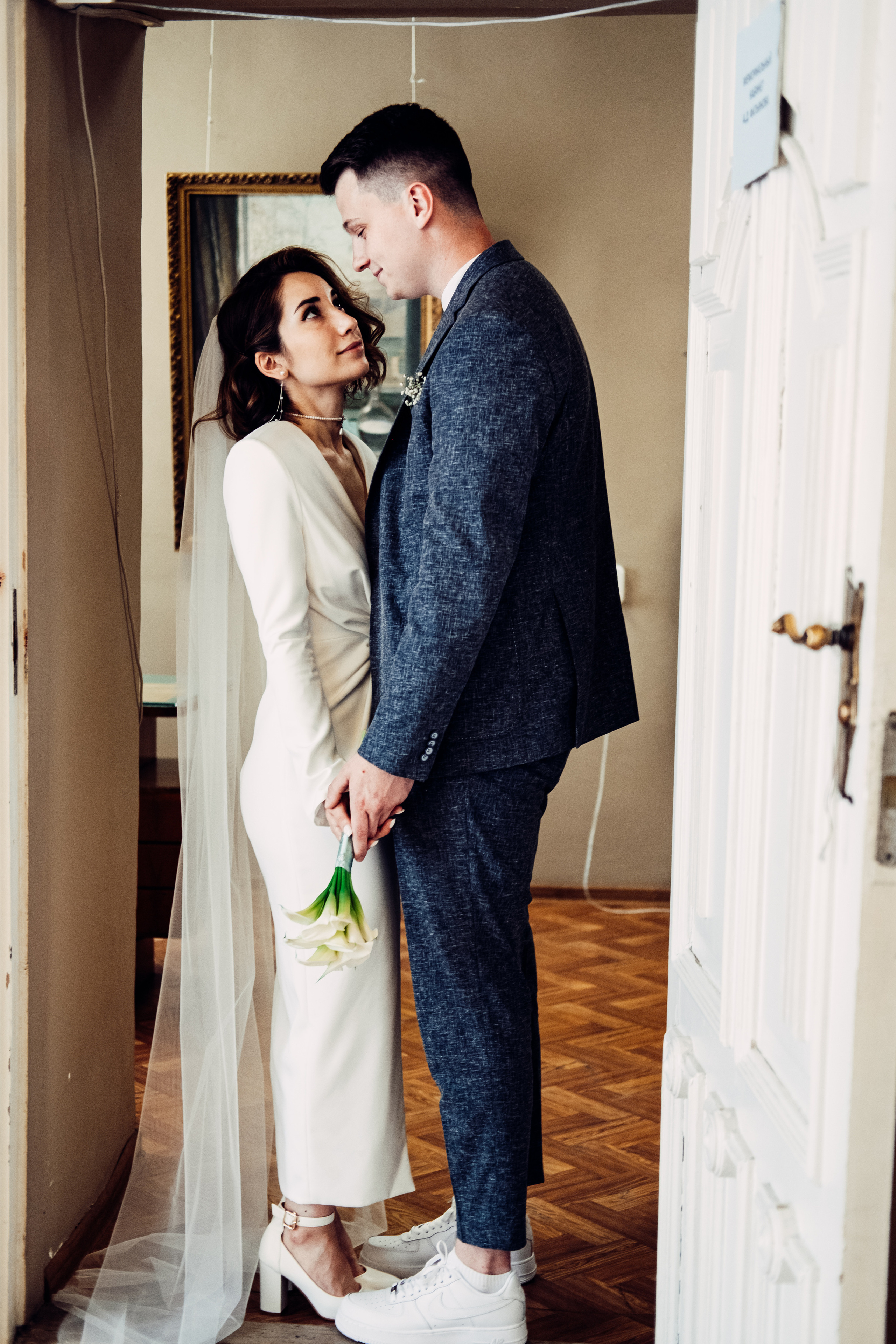 С любовью к искусству, свадьба в художественной галерее. Фотограф в Иркутске Анна Мирошникова