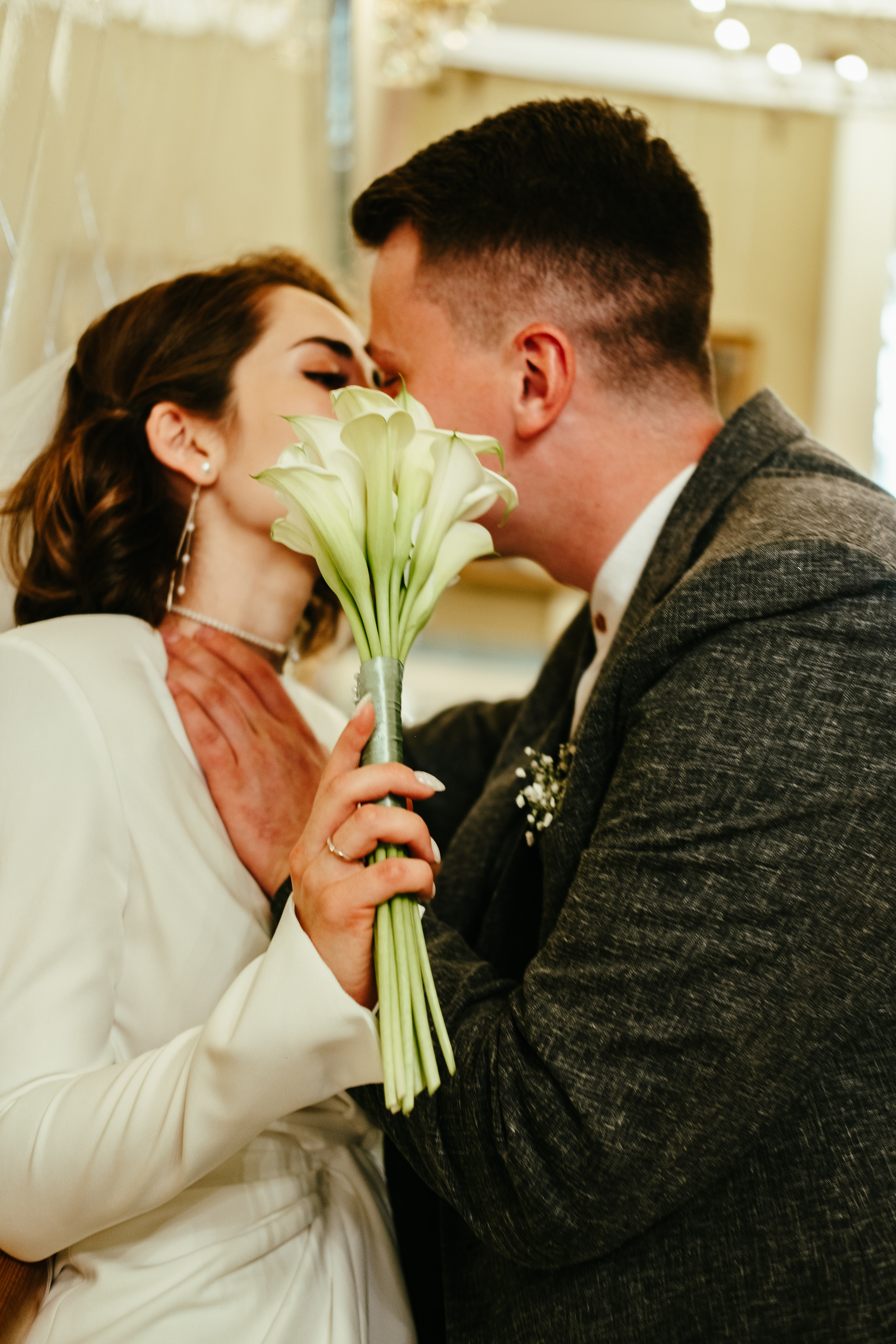 С любовью к искусству, свадьба в художественной галерее. Фотограф в Иркутске Анна Мирошникова