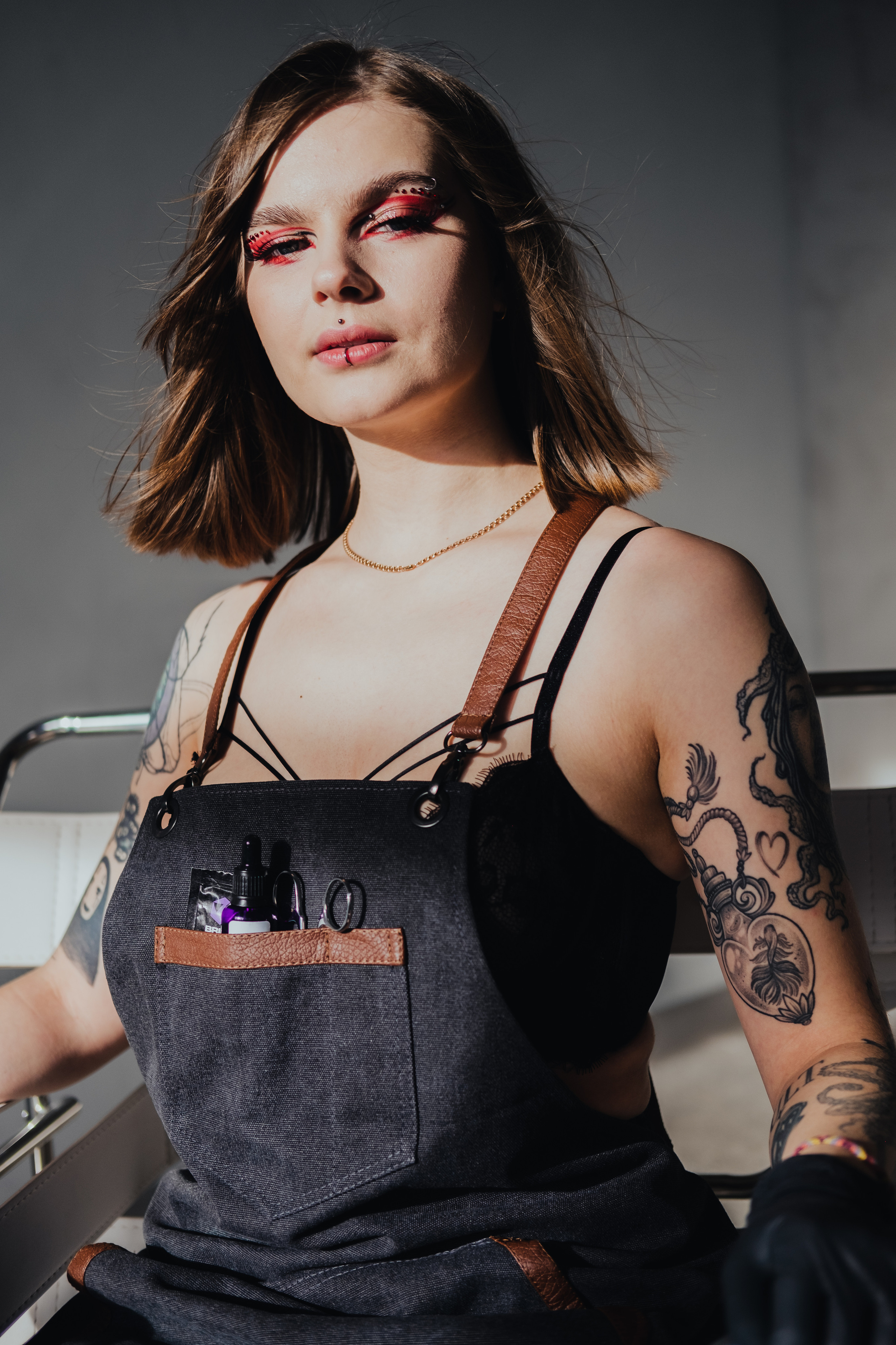 Контент съёмка для Анны пирсинг мастер. Фотограф в Иркутске Анна Мирошникова