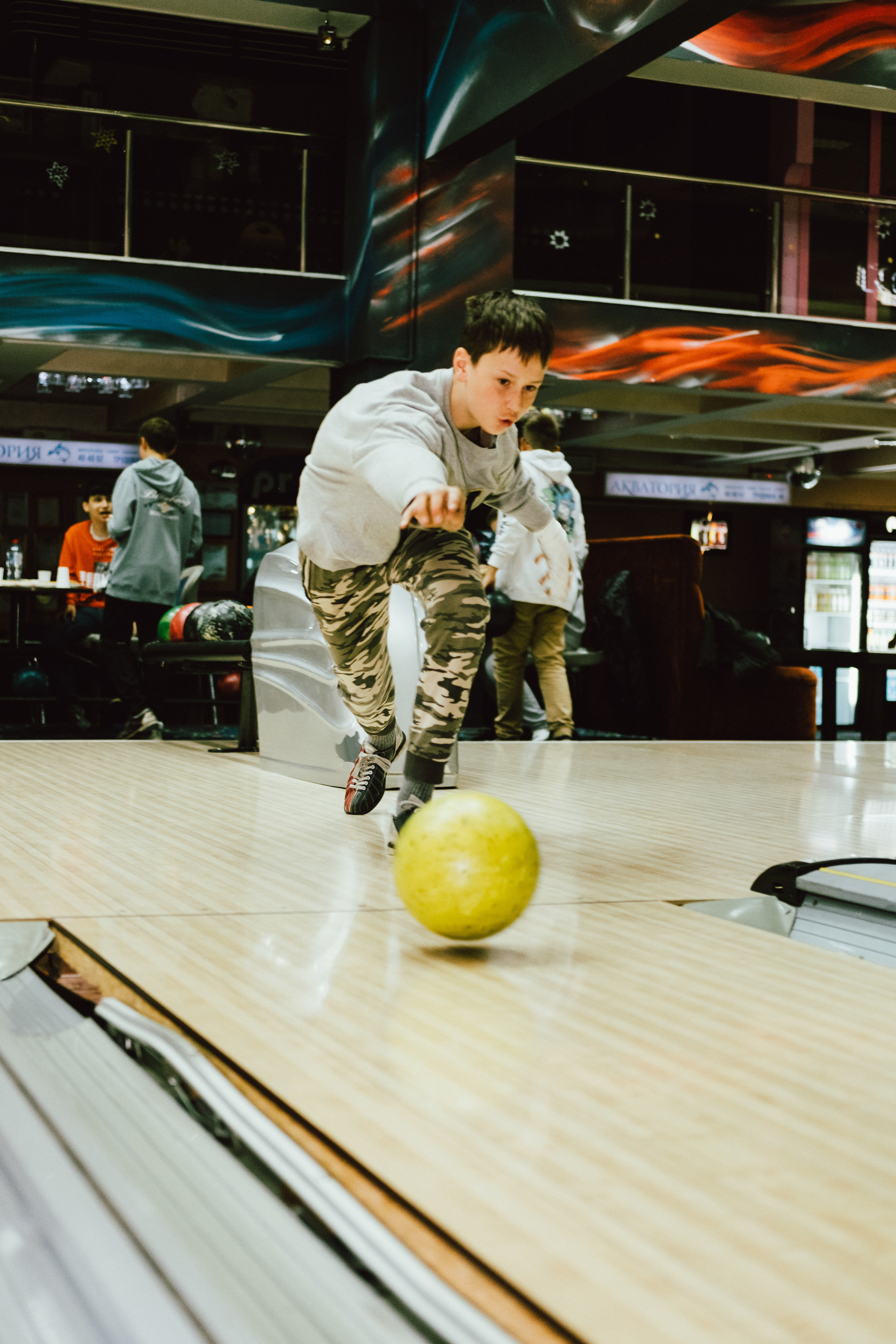 Выпускной в боулинге. Фотограф в Иркутске Анна Мирошникова