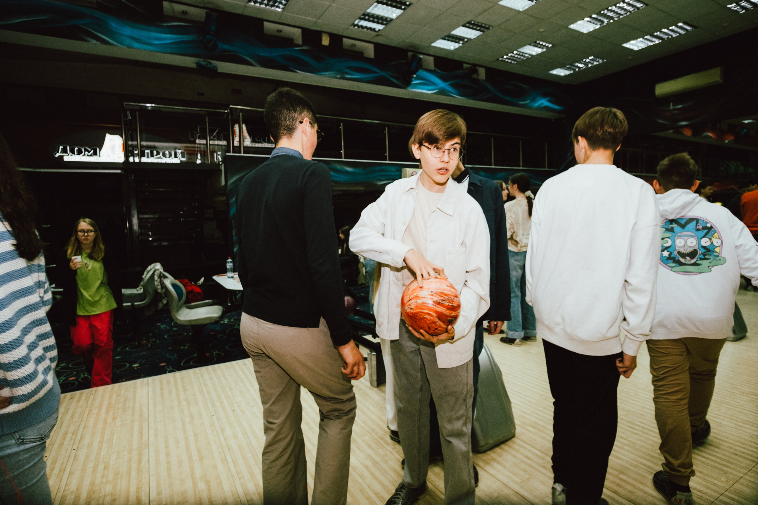 Выпускной в боулинге. Фотограф в Иркутске Анна Мирошникова
