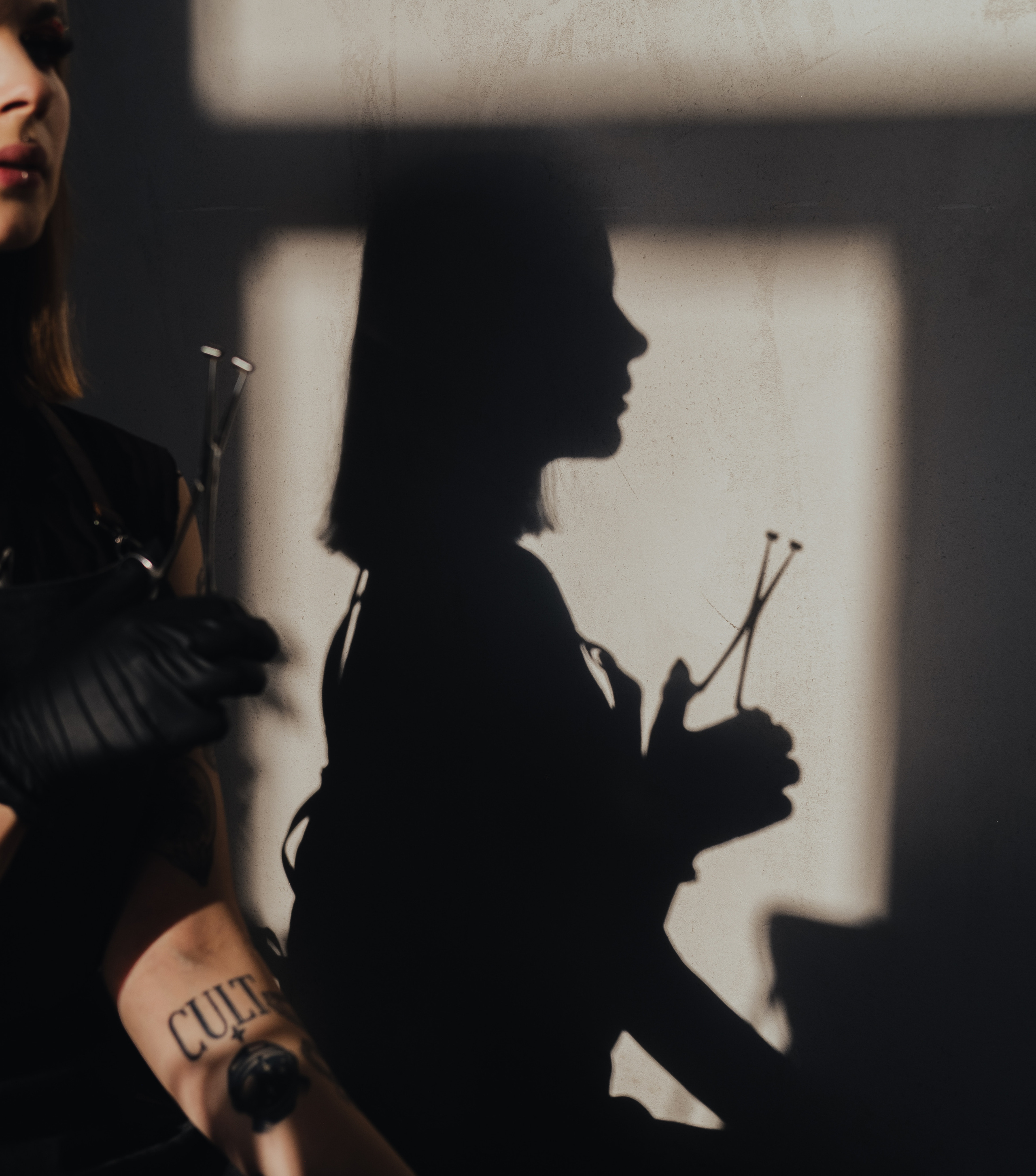 Контент съёмка для Анны пирсинг мастер. Фотограф в Иркутске Анна Мирошникова