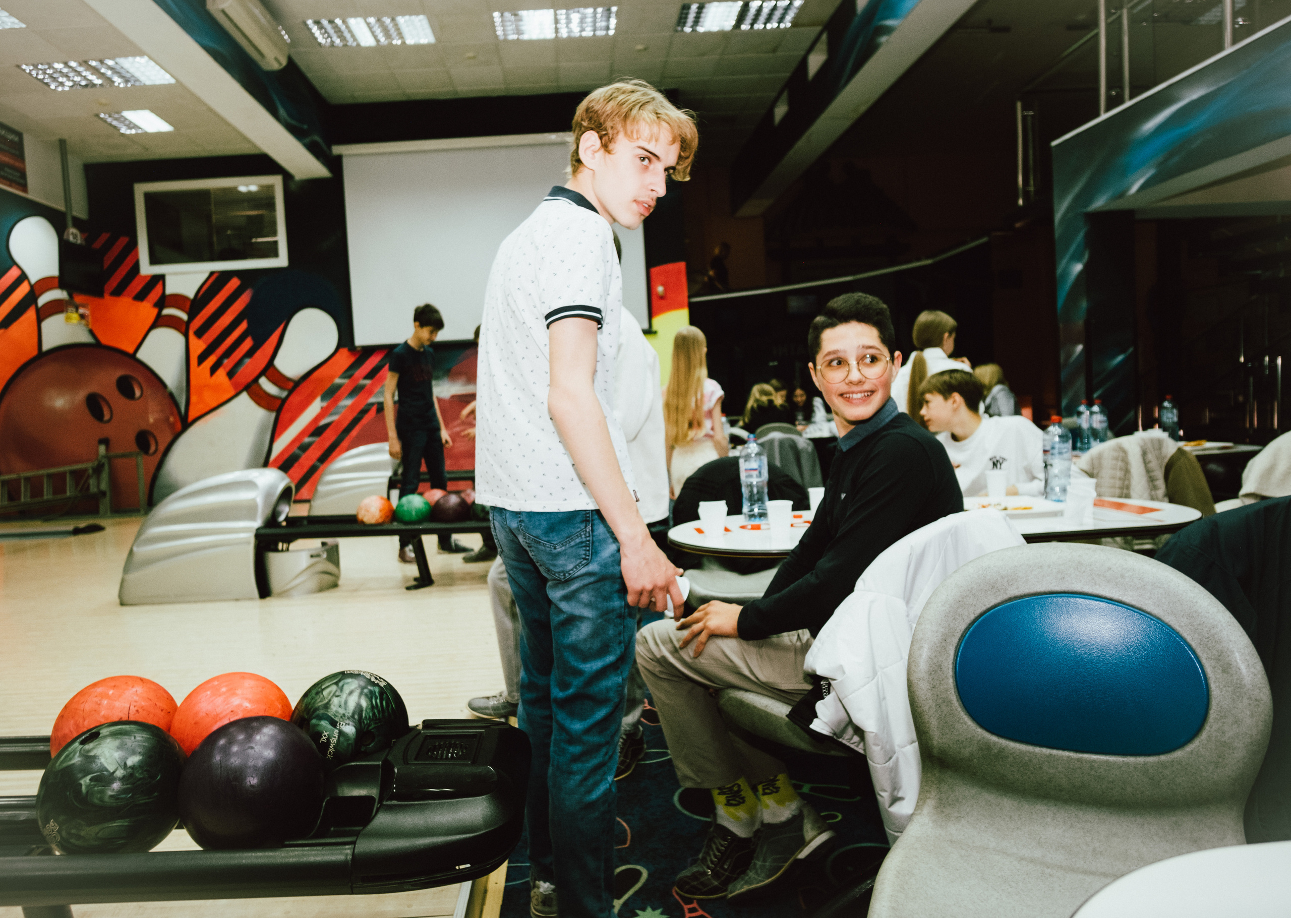 Выпускной в боулинге. Фотограф в Иркутске Анна Мирошникова