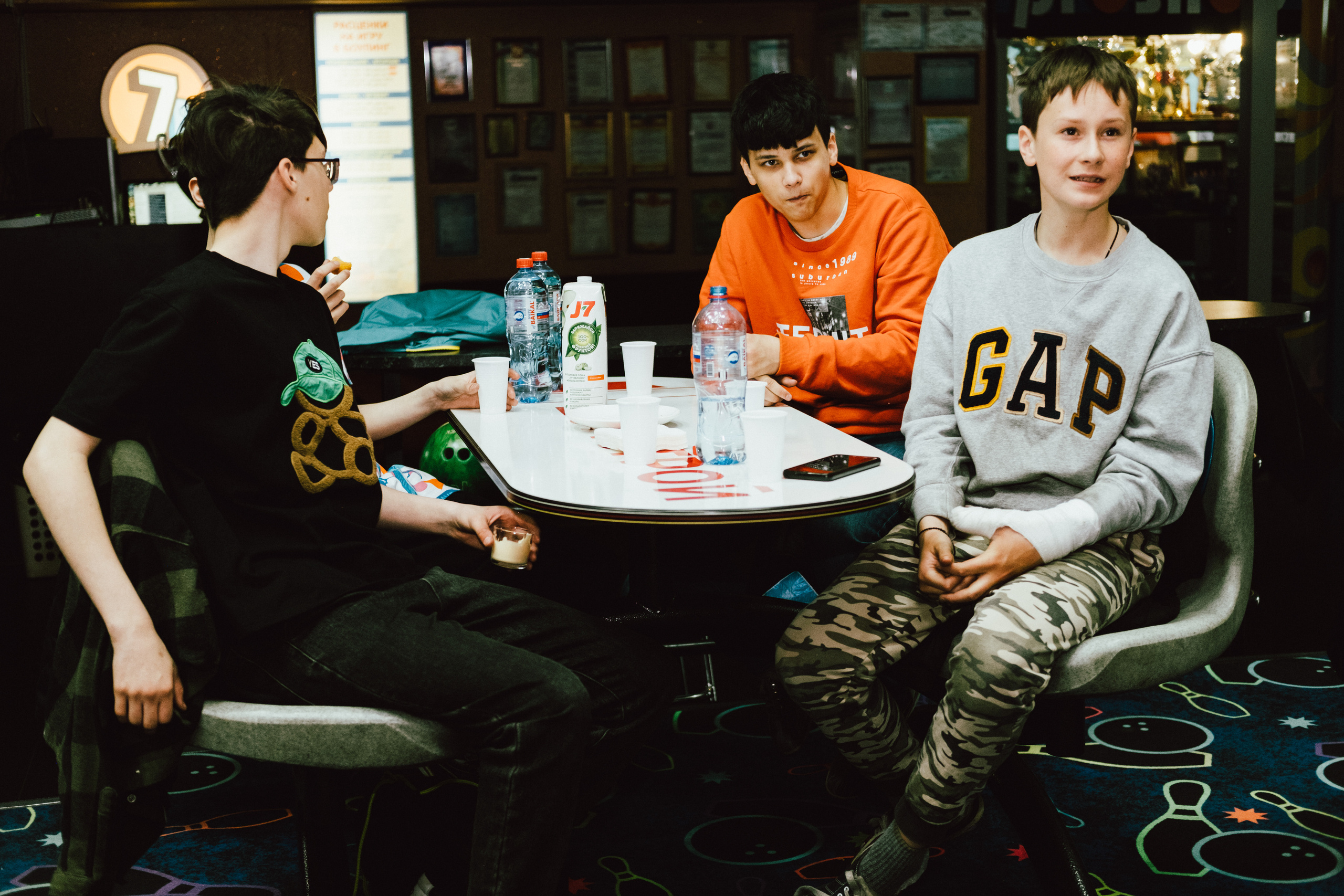 Выпускной в боулинге. Фотограф в Иркутске Анна Мирошникова