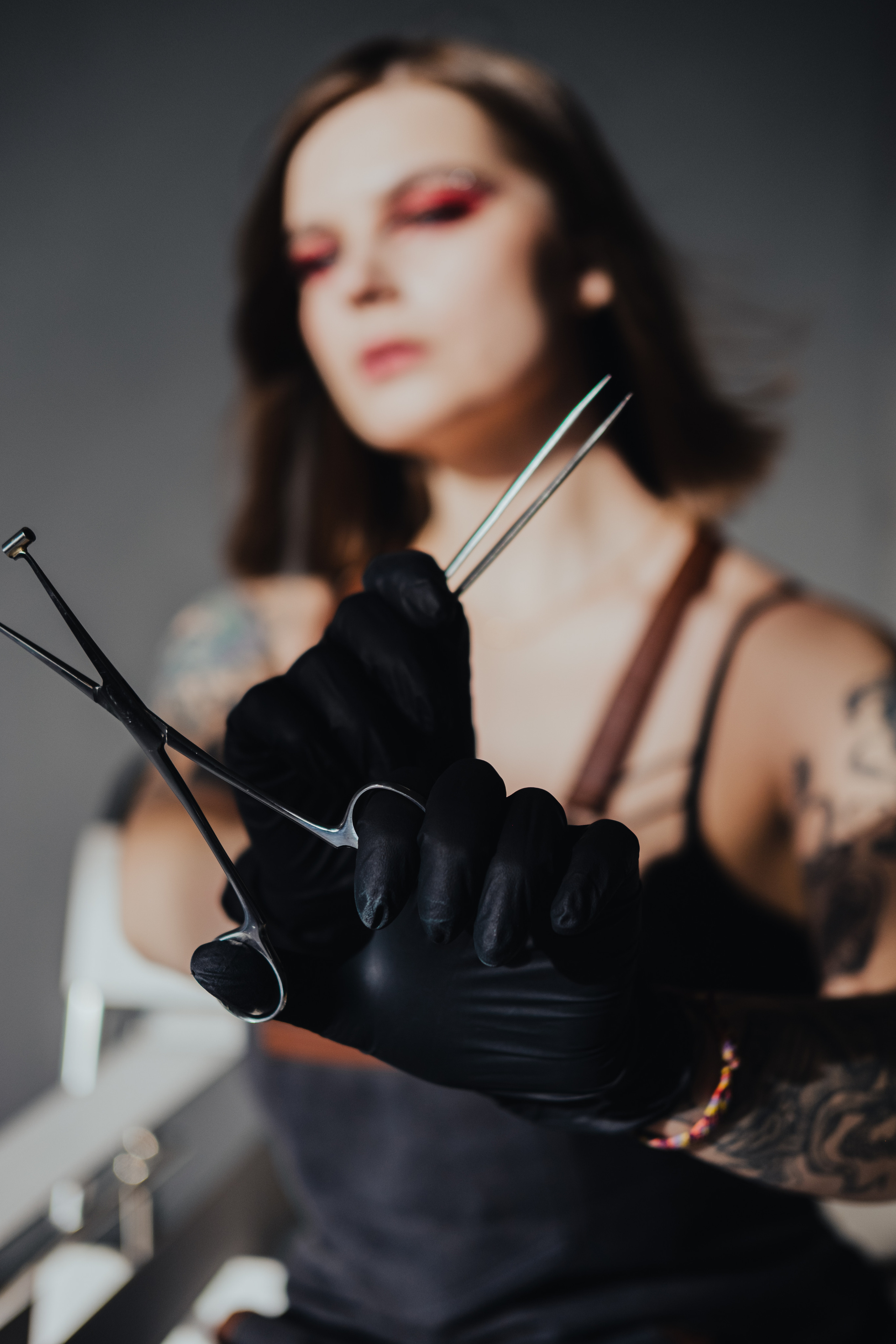 Контент съёмка для Анны пирсинг мастер. Фотограф в Иркутске Анна Мирошникова