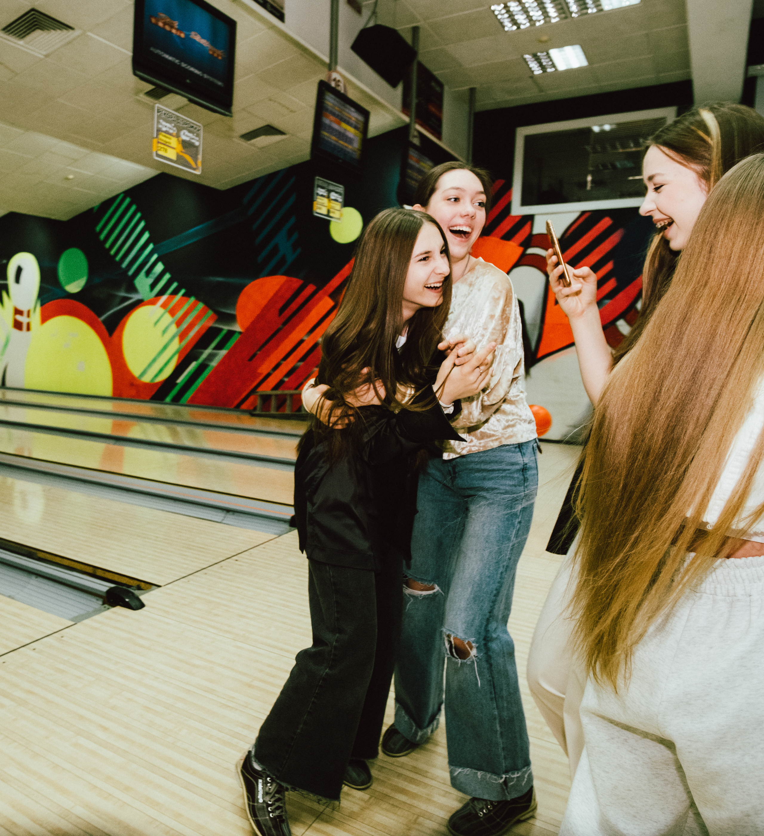 Выпускной в боулинге. Фотограф в Иркутске Анна Мирошникова