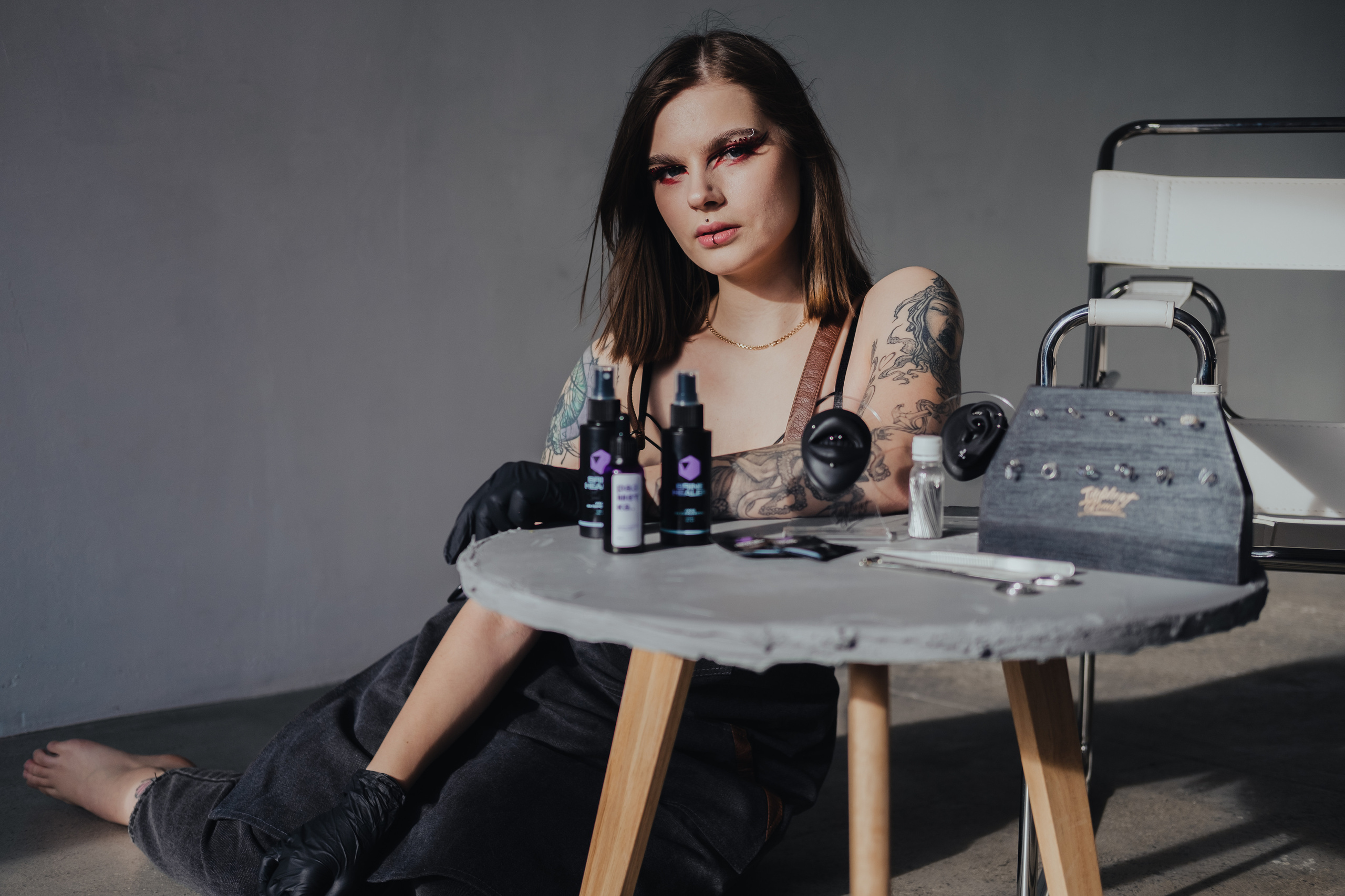 Контент съёмка для Анны пирсинг мастер. Фотограф в Иркутске Анна Мирошникова