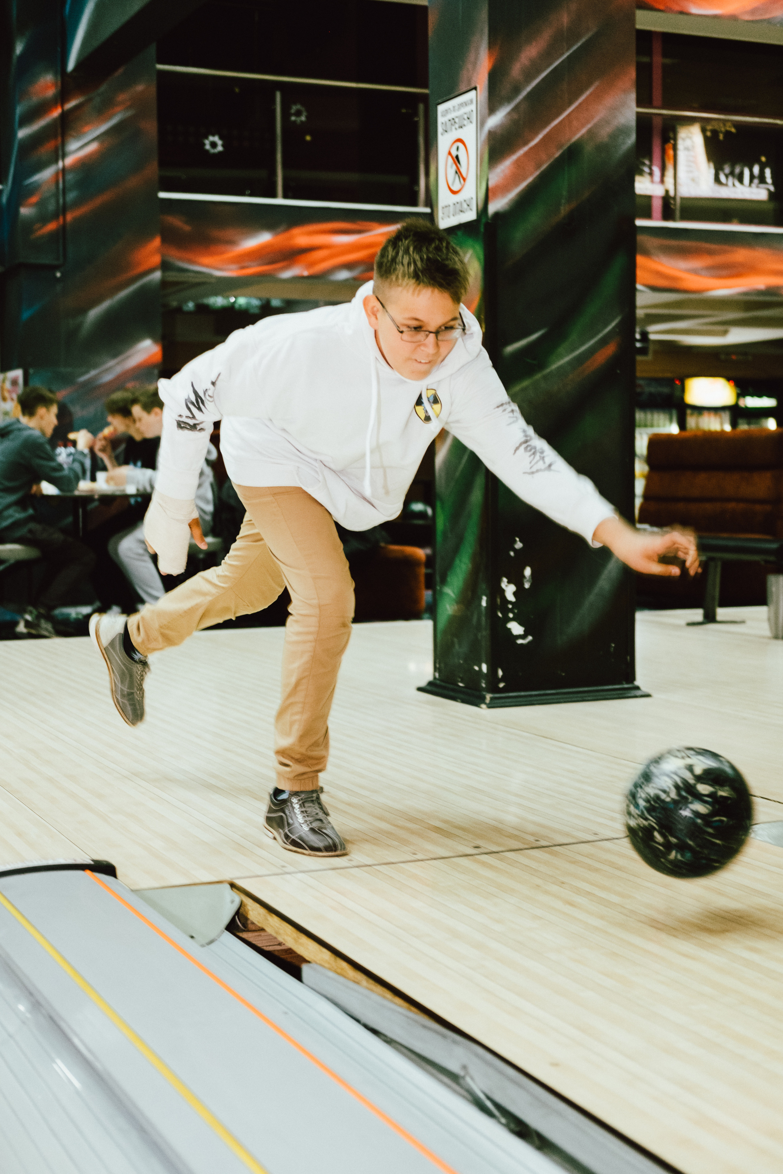 Выпускной в боулинге. Фотограф в Иркутске Анна Мирошникова