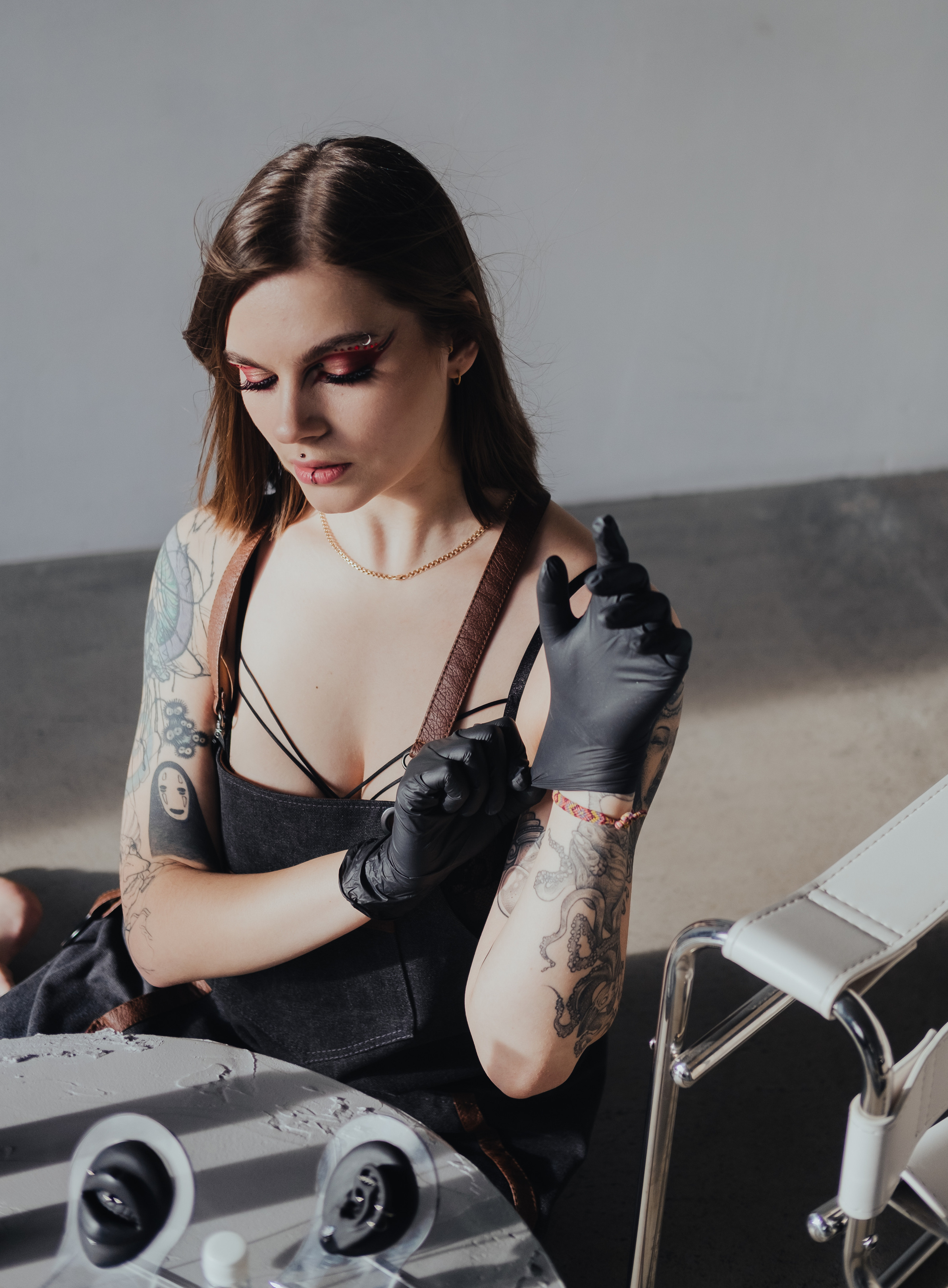 Контент съёмка для Анны пирсинг мастер. Фотограф в Иркутске Анна Мирошникова